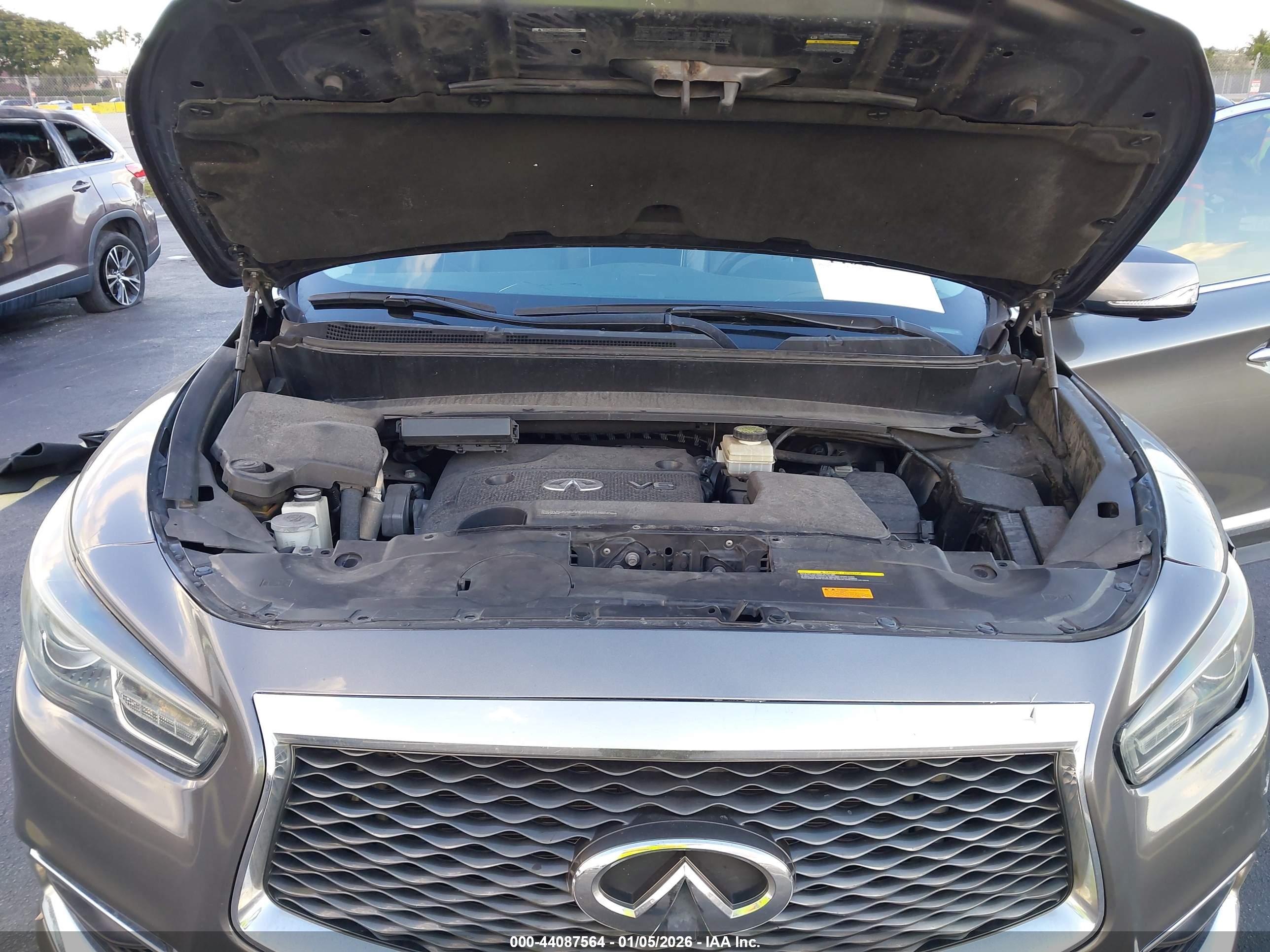 INFINITI QX60 image 10