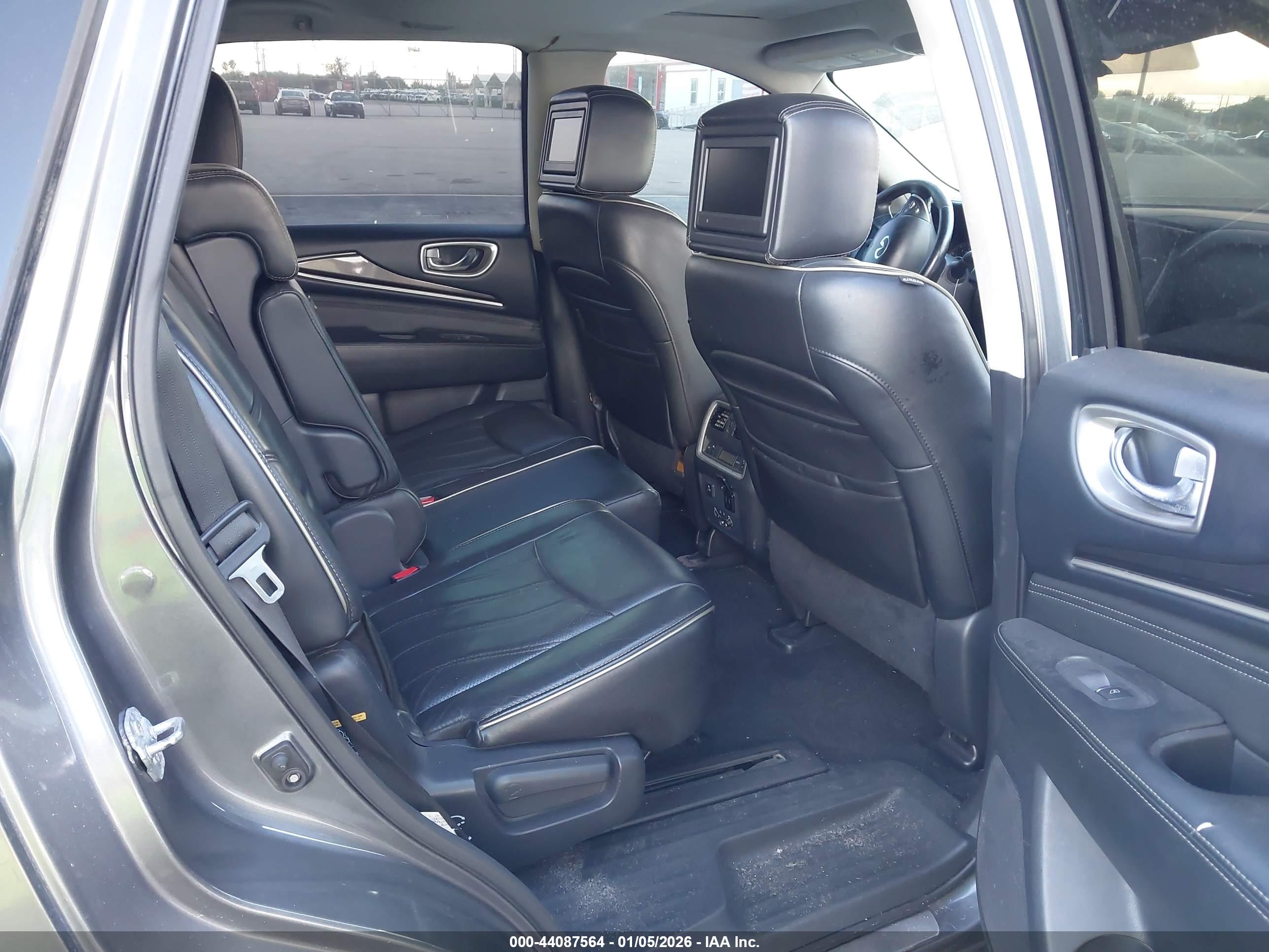 INFINITI QX60 image 8