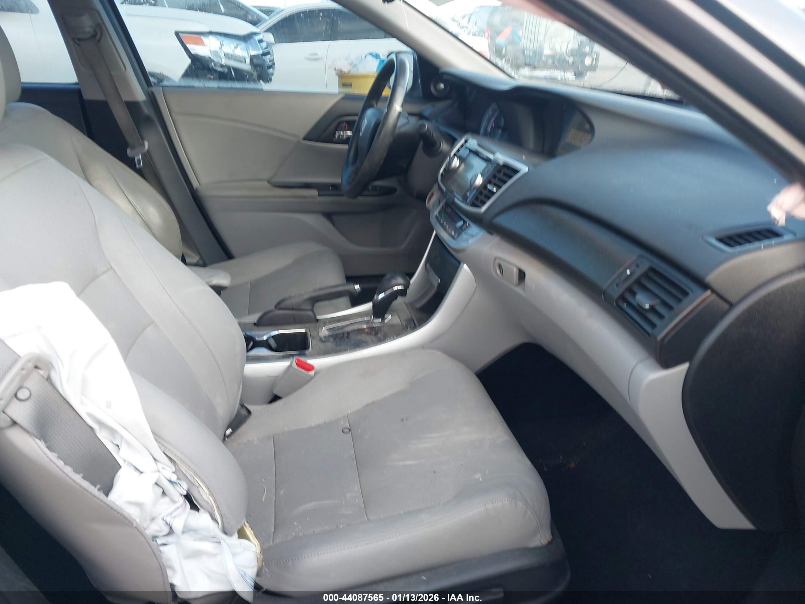HONDA ACCORD image 5