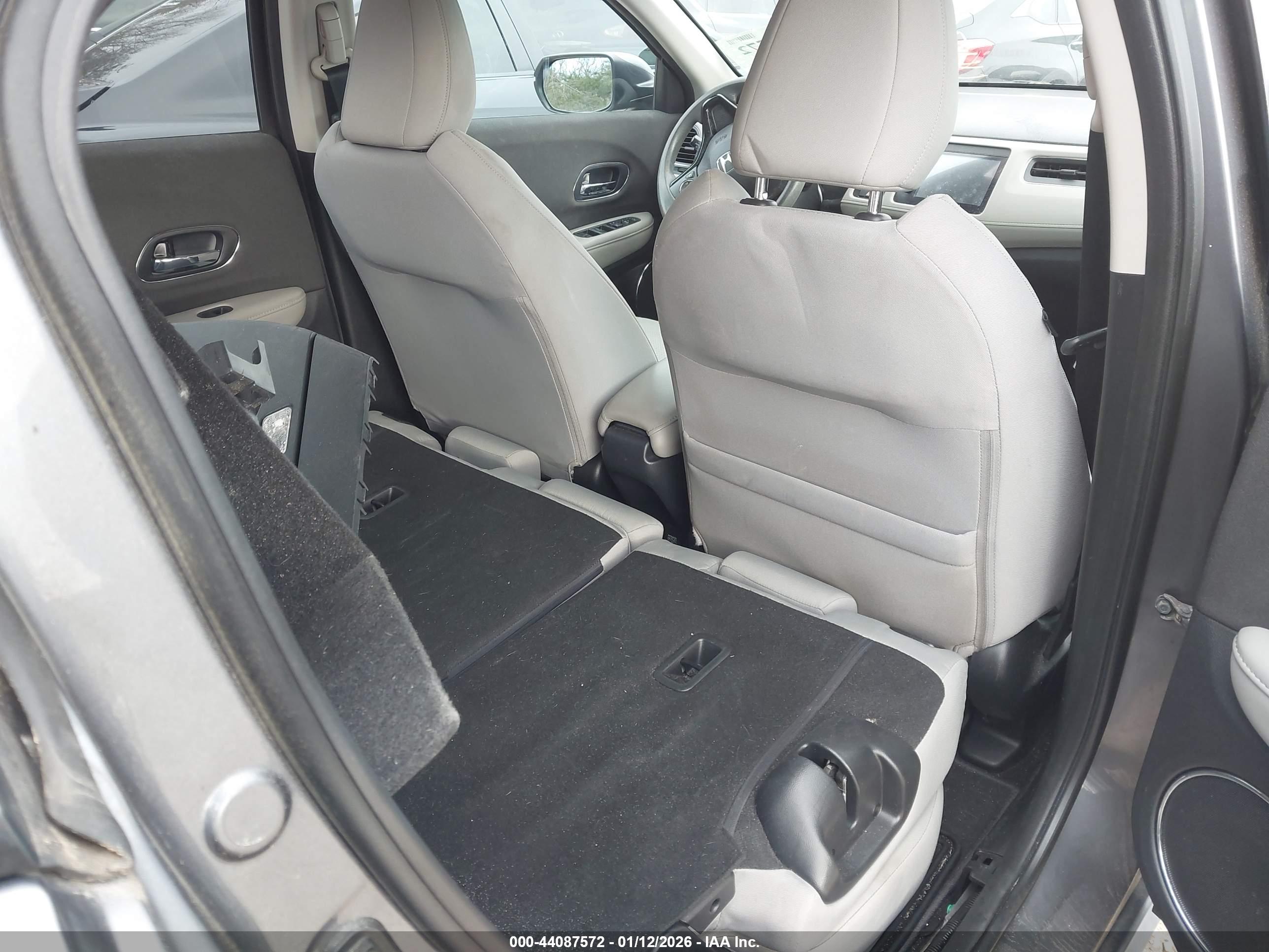 HONDA HR-V image 8