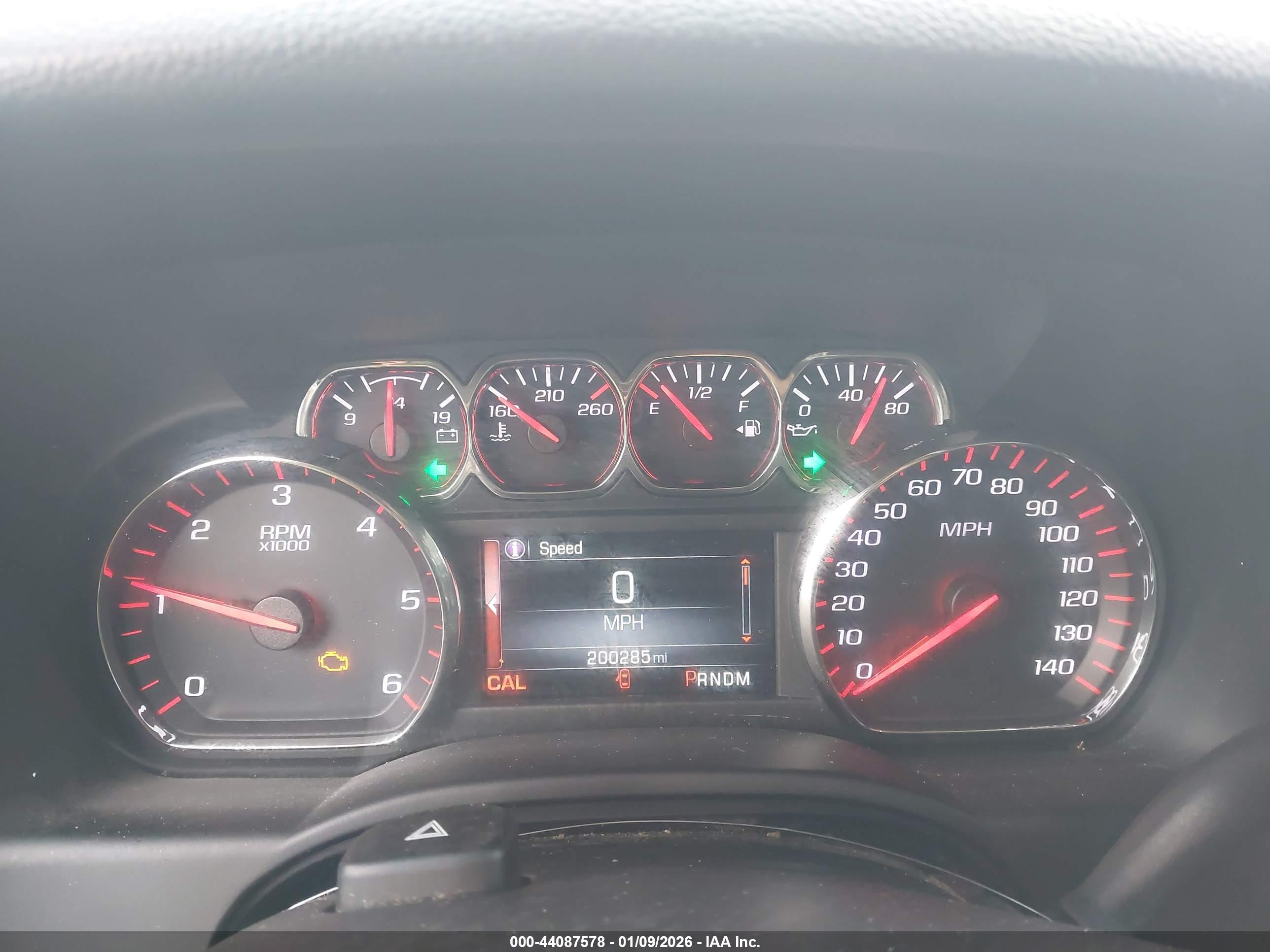 GMC YUKON image 7