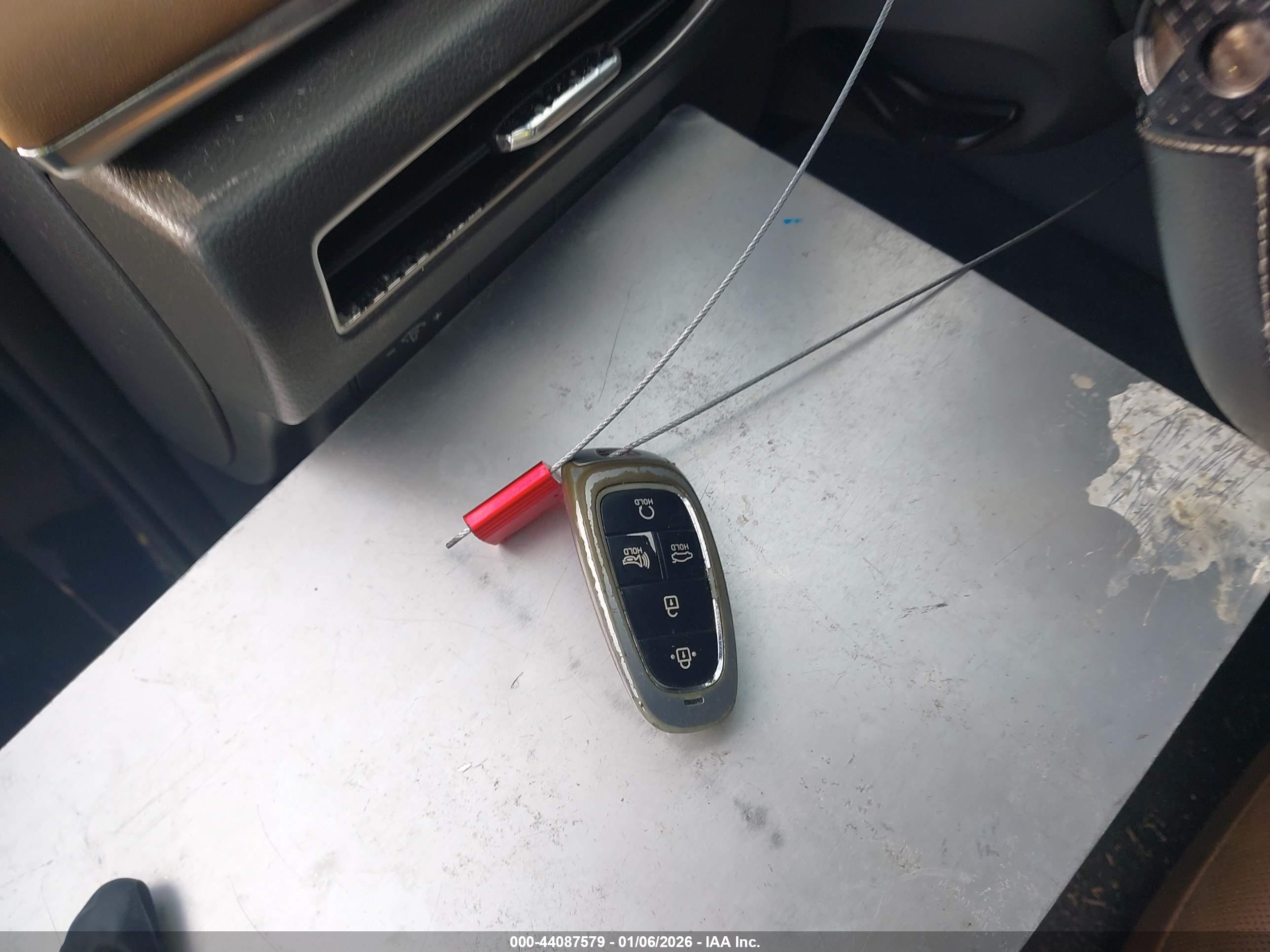 HYUNDAI SONATA image 11