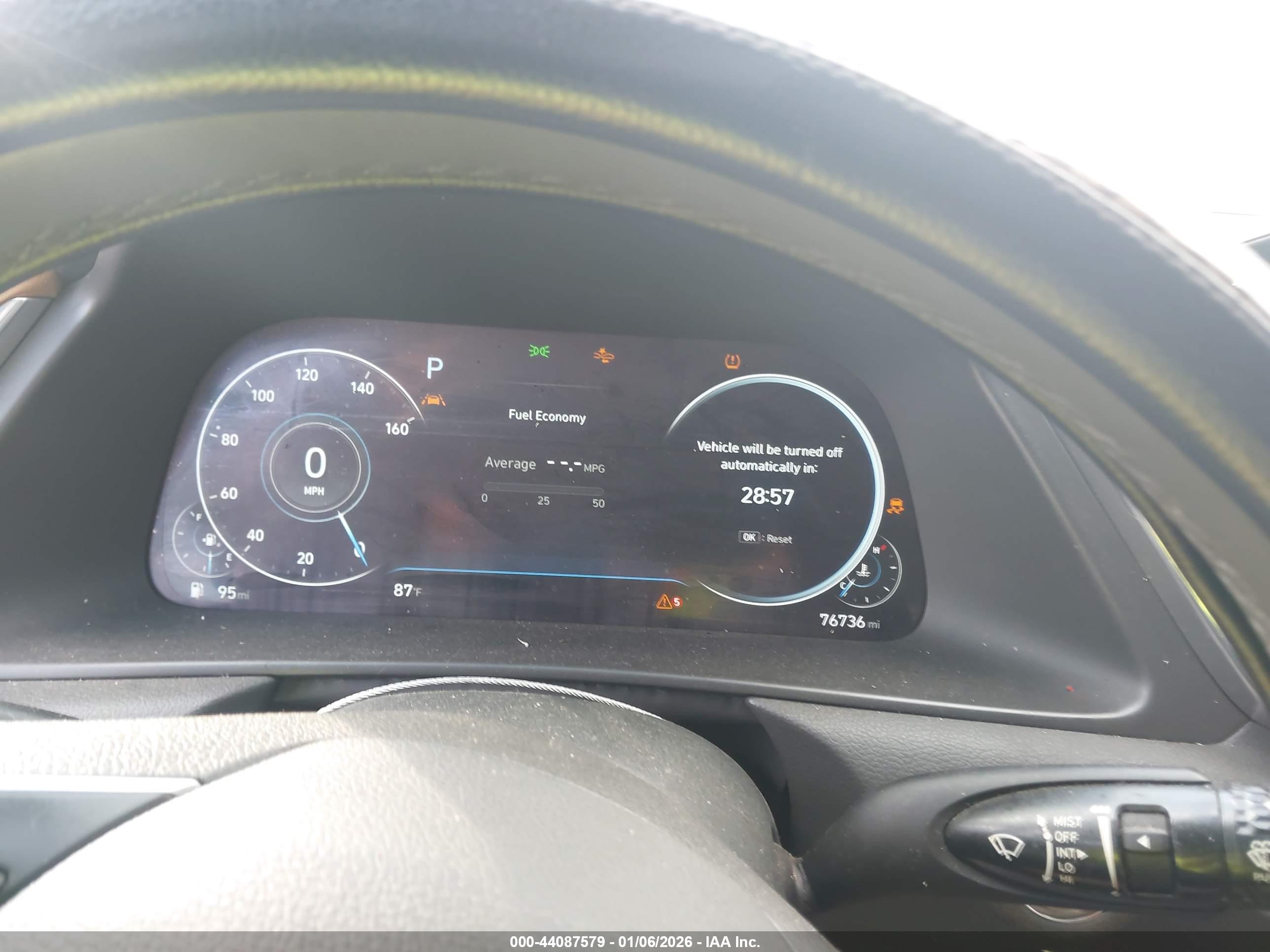 HYUNDAI SONATA image 7