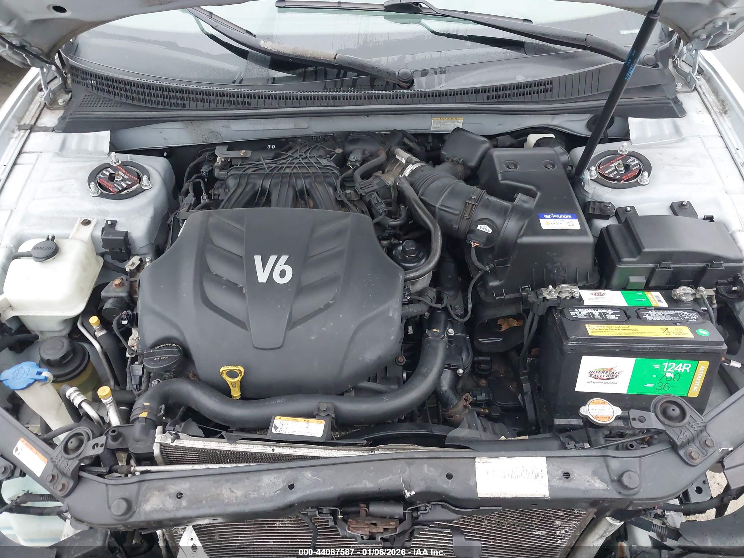 HYUNDAI AZERA image 10