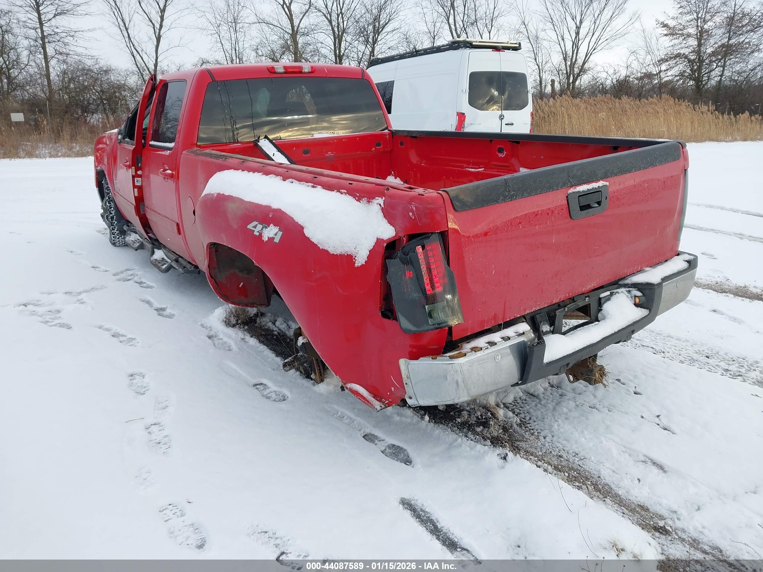 GMC SIERRA image 3
