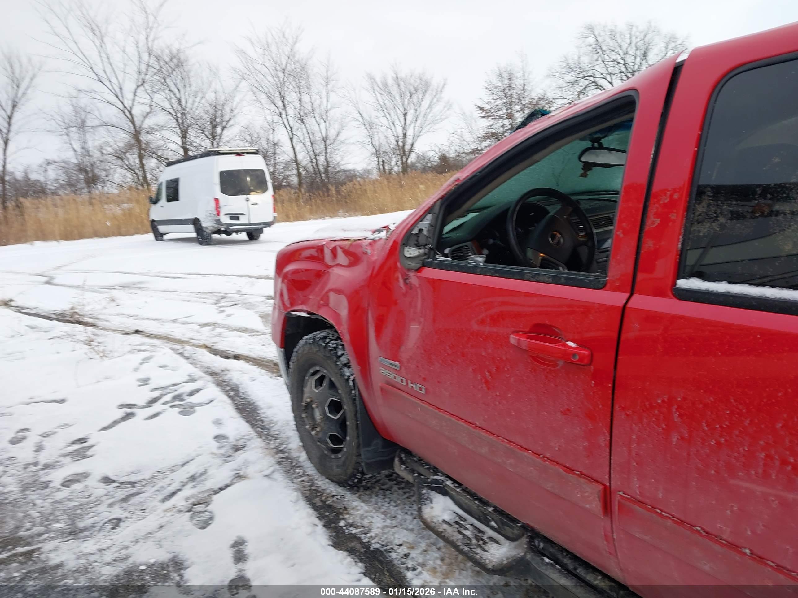 GMC SIERRA image 6