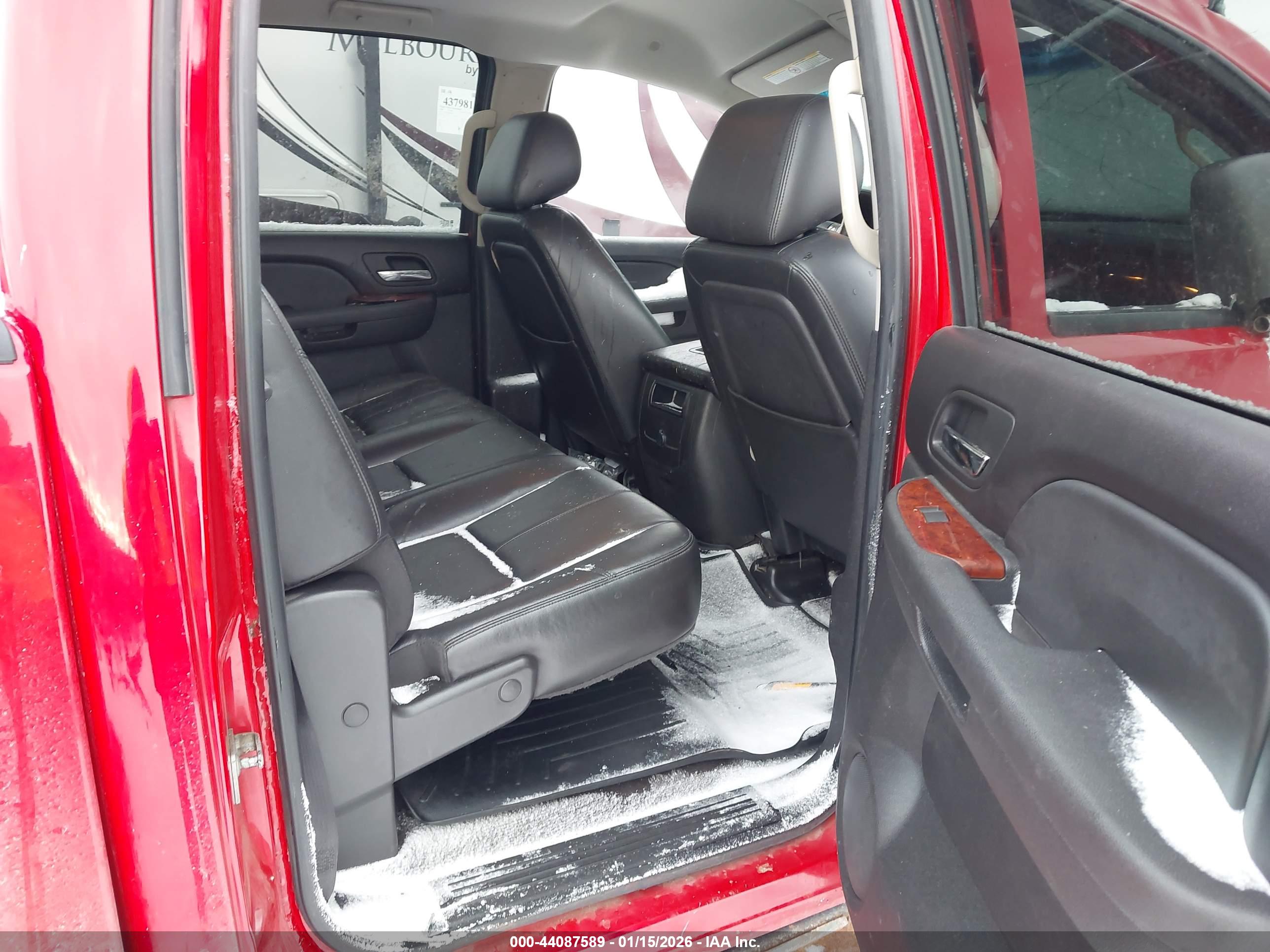 GMC SIERRA image 8