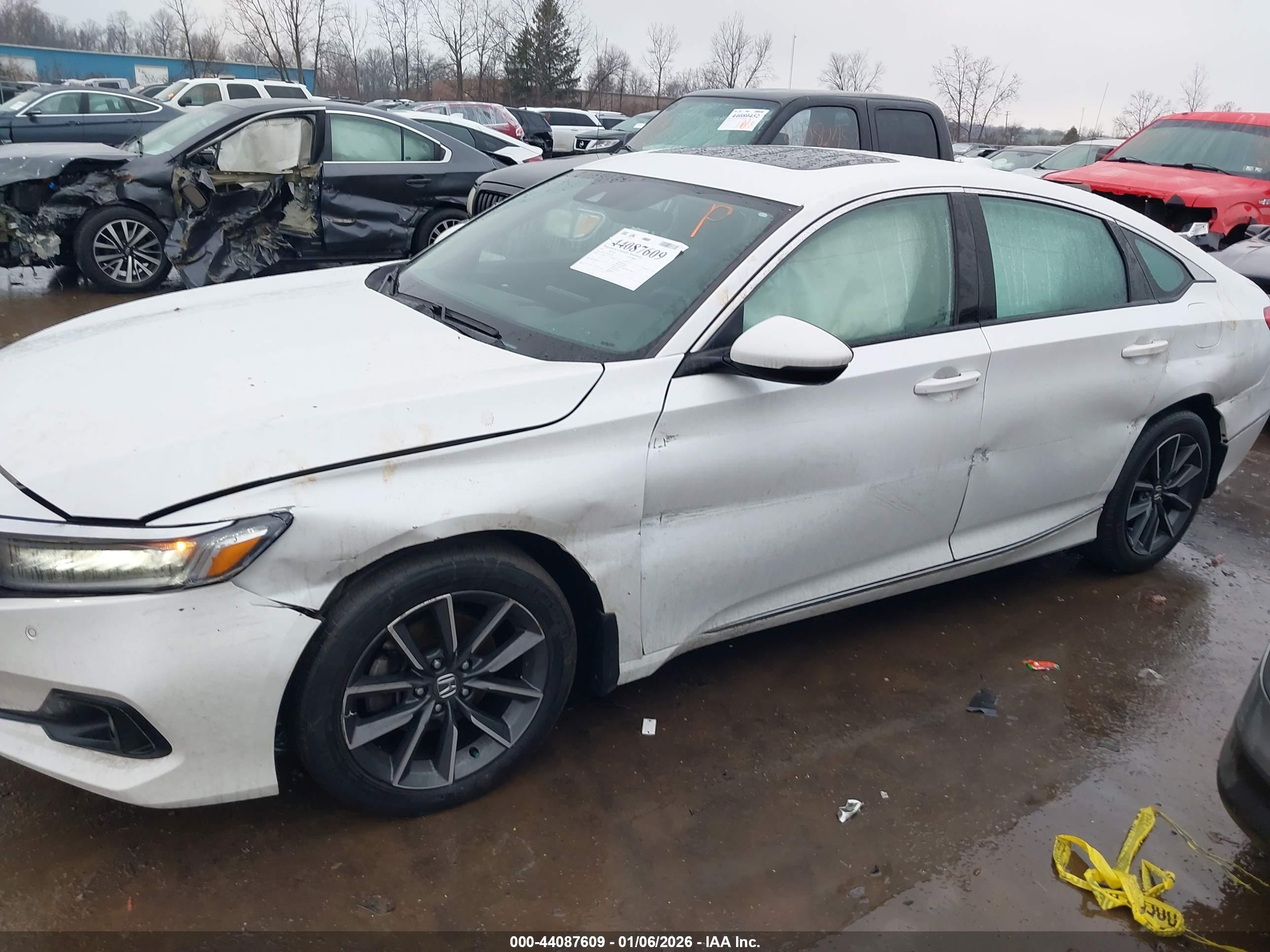 HONDA ACCORD image 6