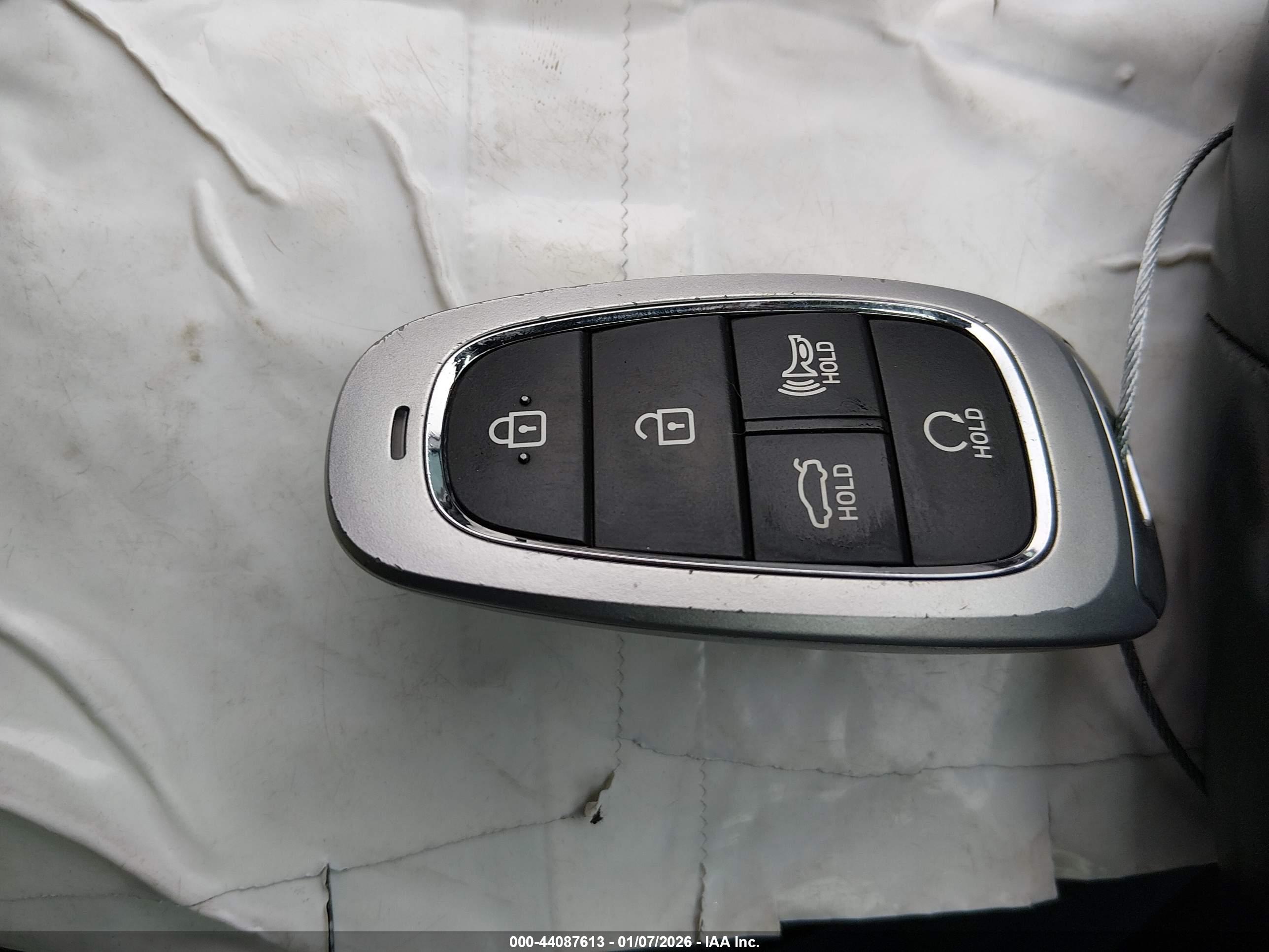 HYUNDAI SONATA image 11