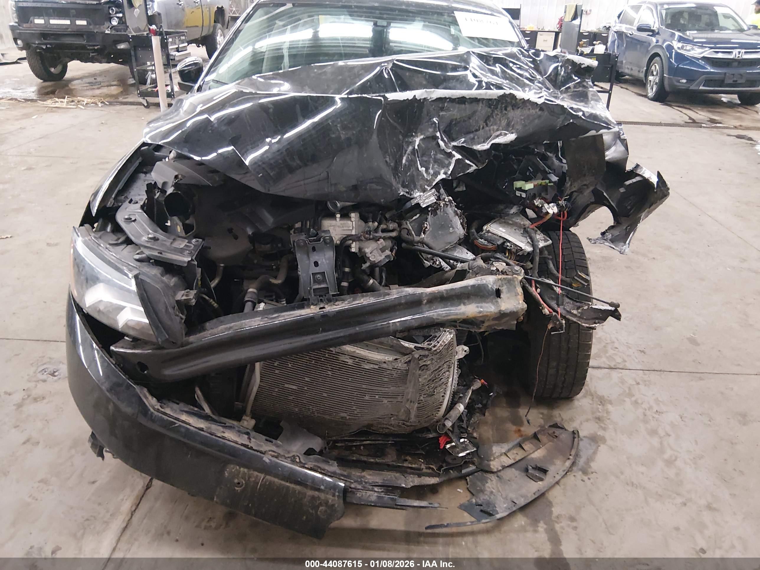 VOLKSWAGEN PASSAT image 6