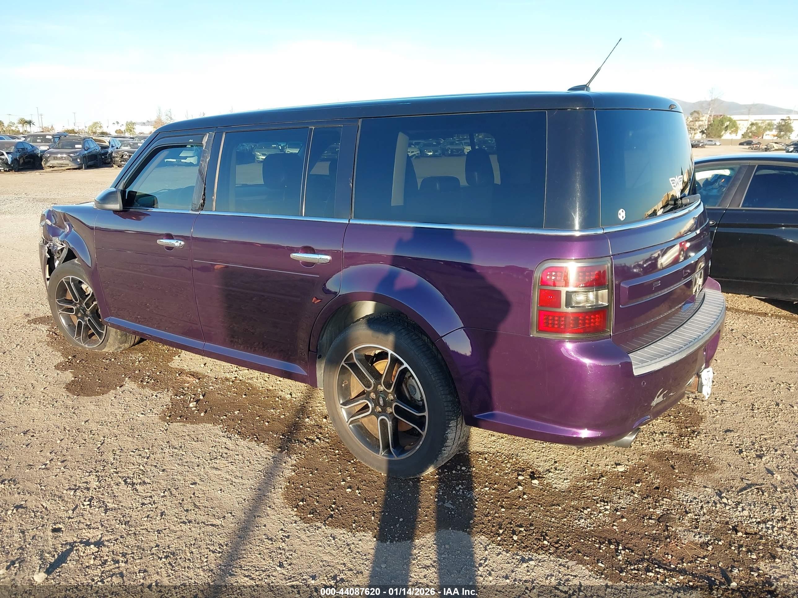 FORD FLEX image 3