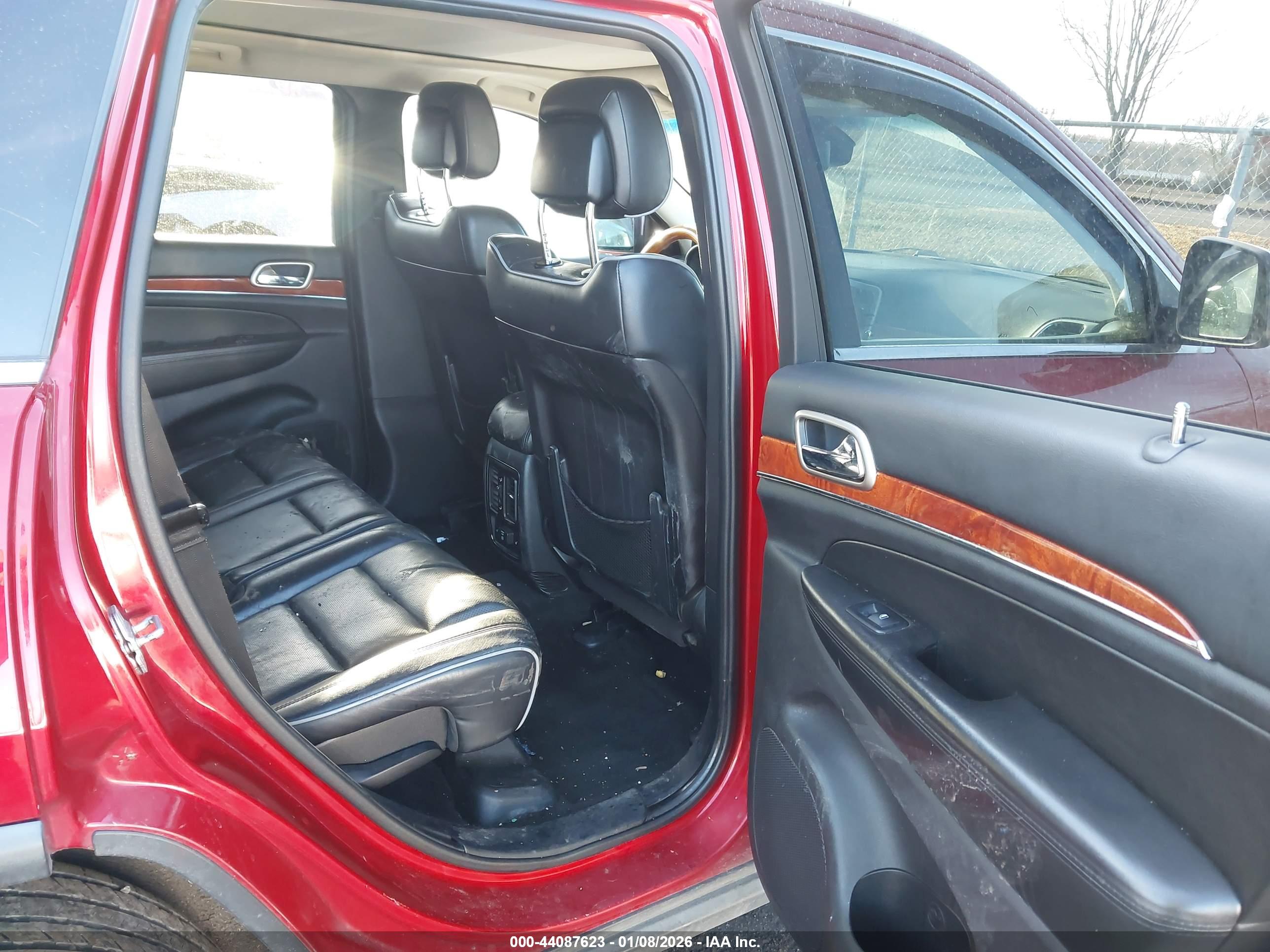 JEEP GRAND image 8