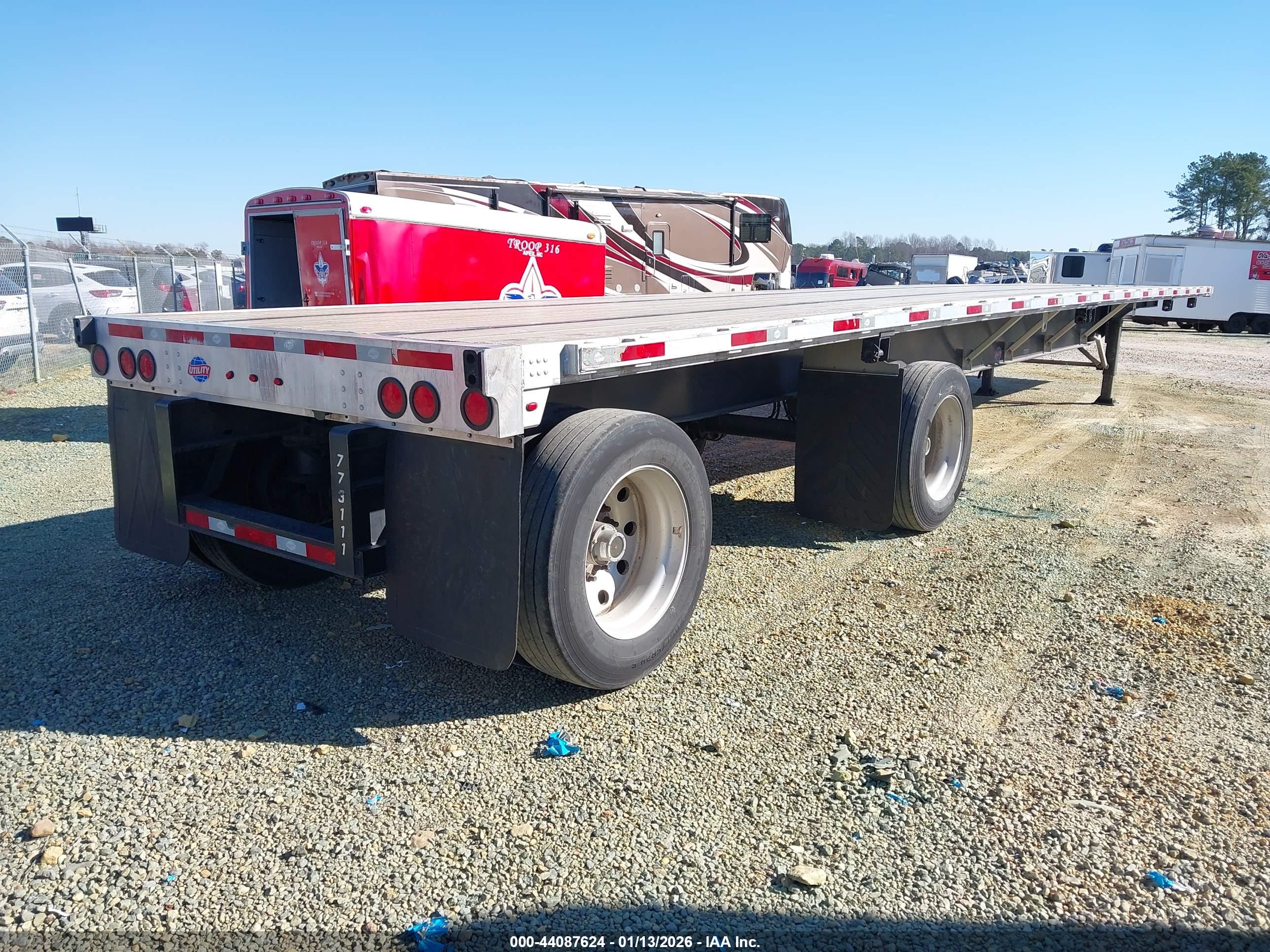 UTILITY TRAILER image 4