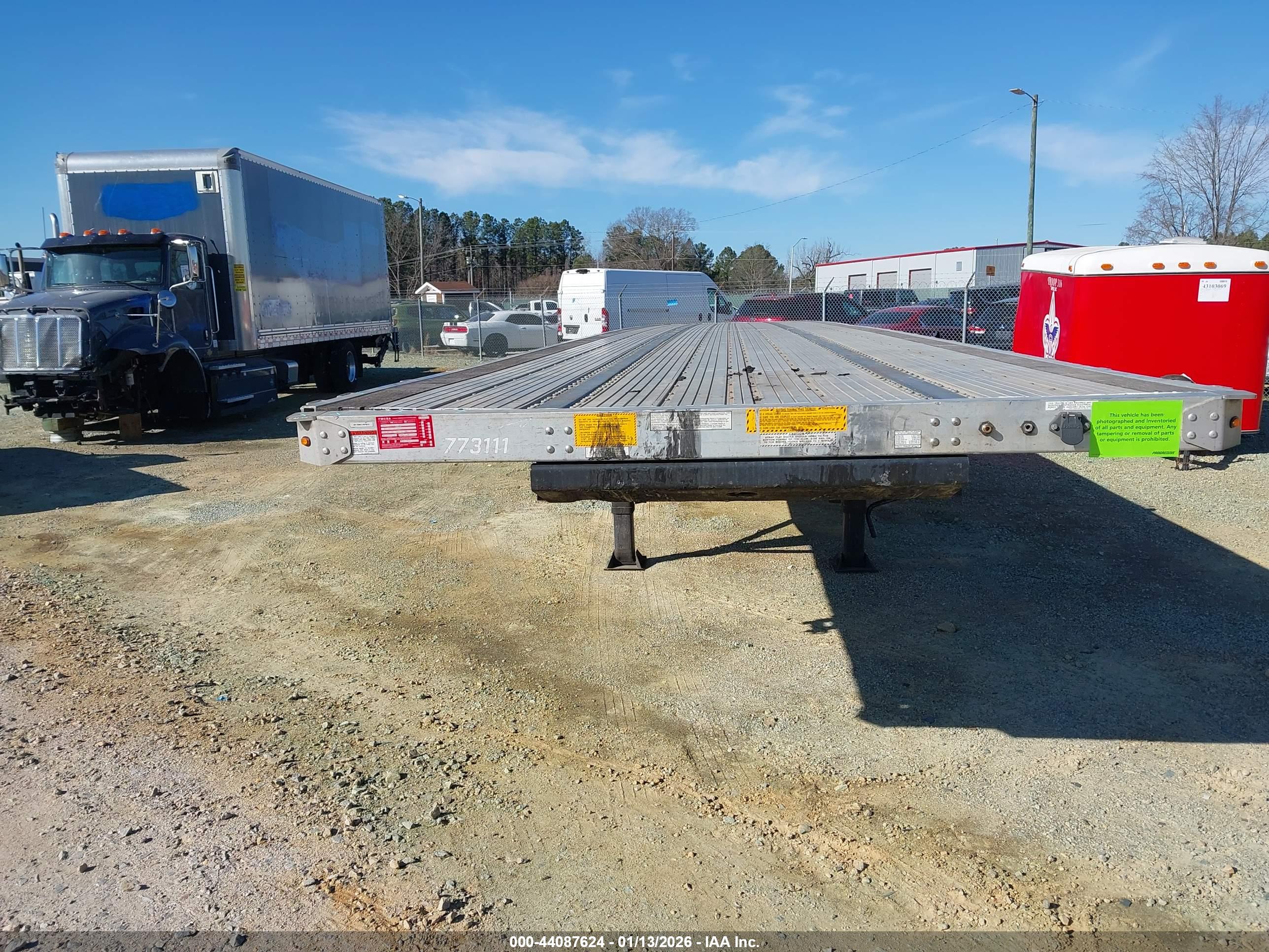 UTILITY TRAILER image 6