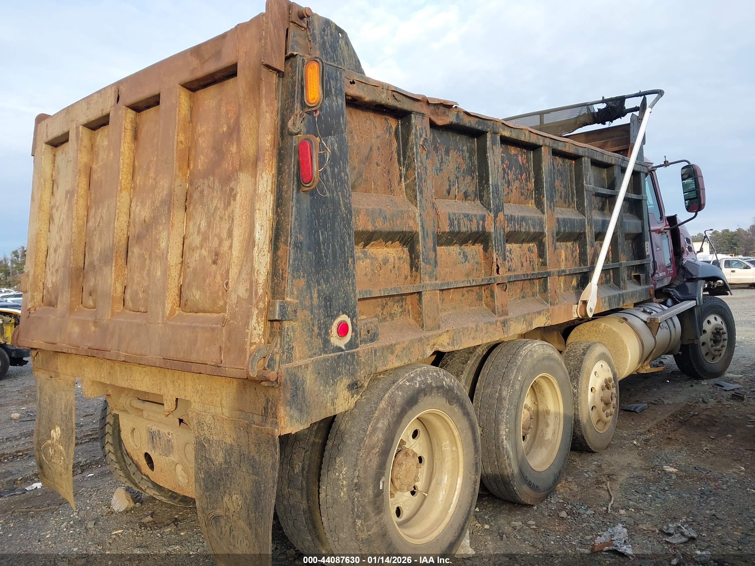 MACK 600 image 4