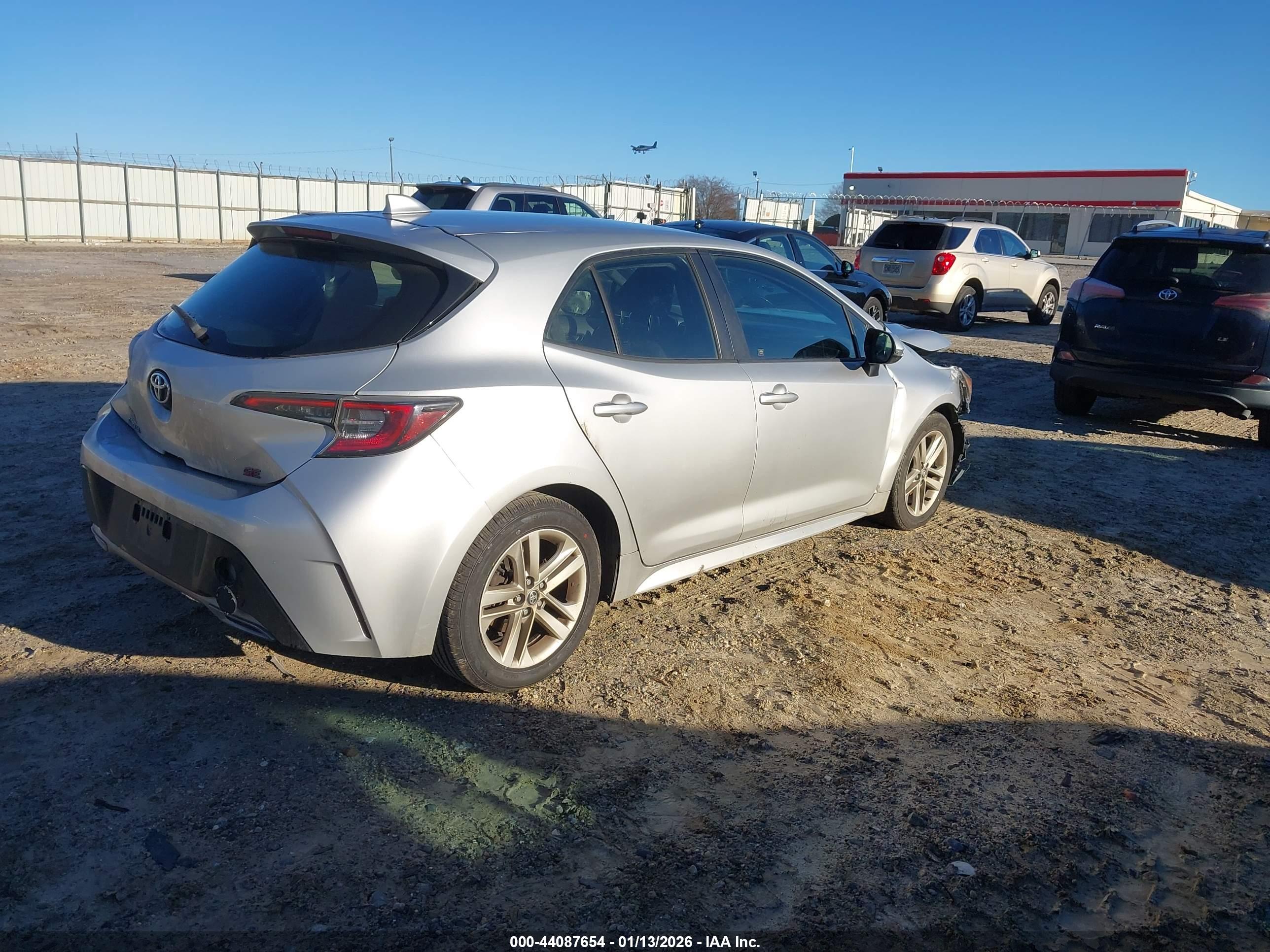 TOYOTA COROLLA image 4