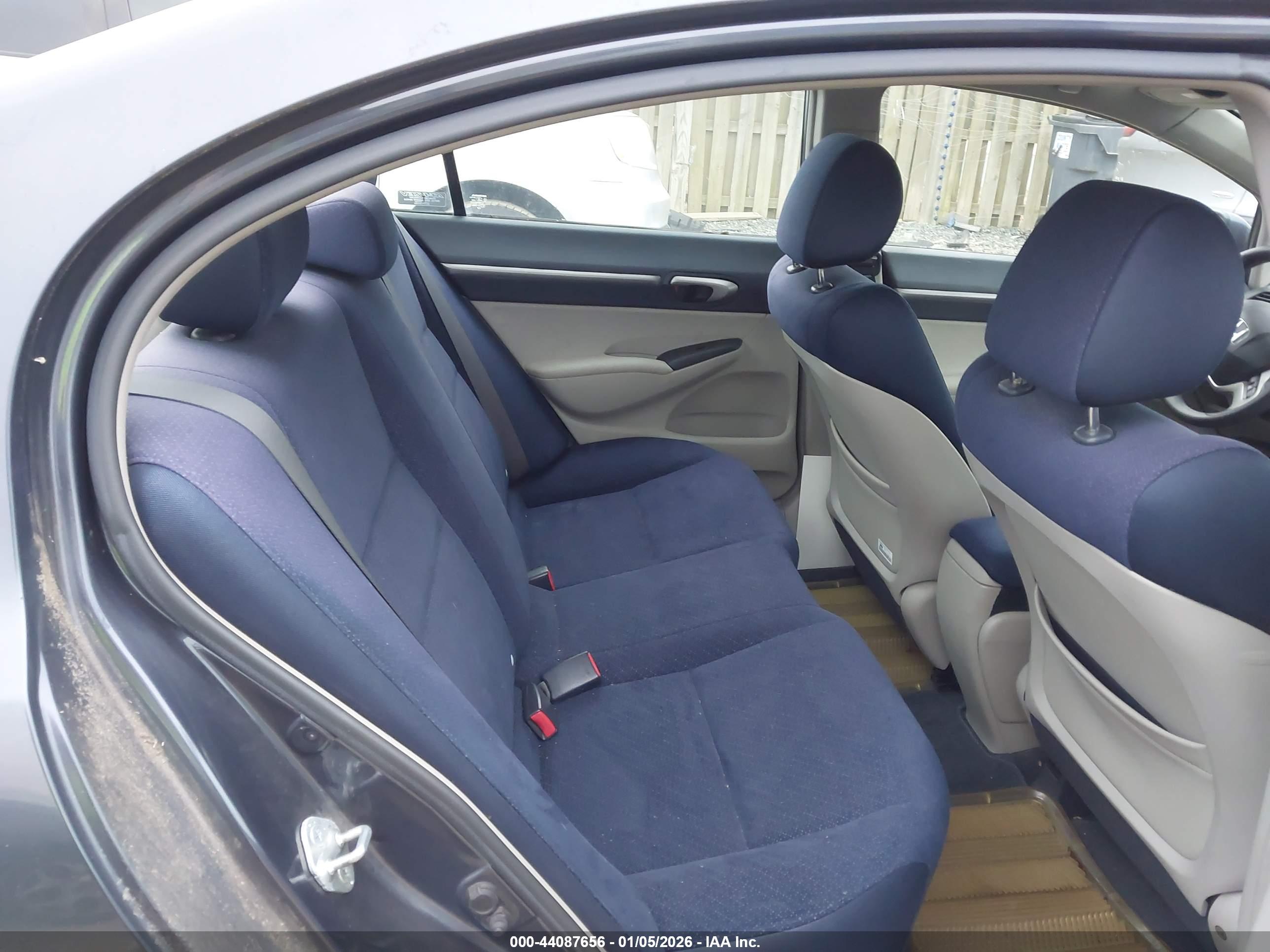 HONDA CIVIC image 8
