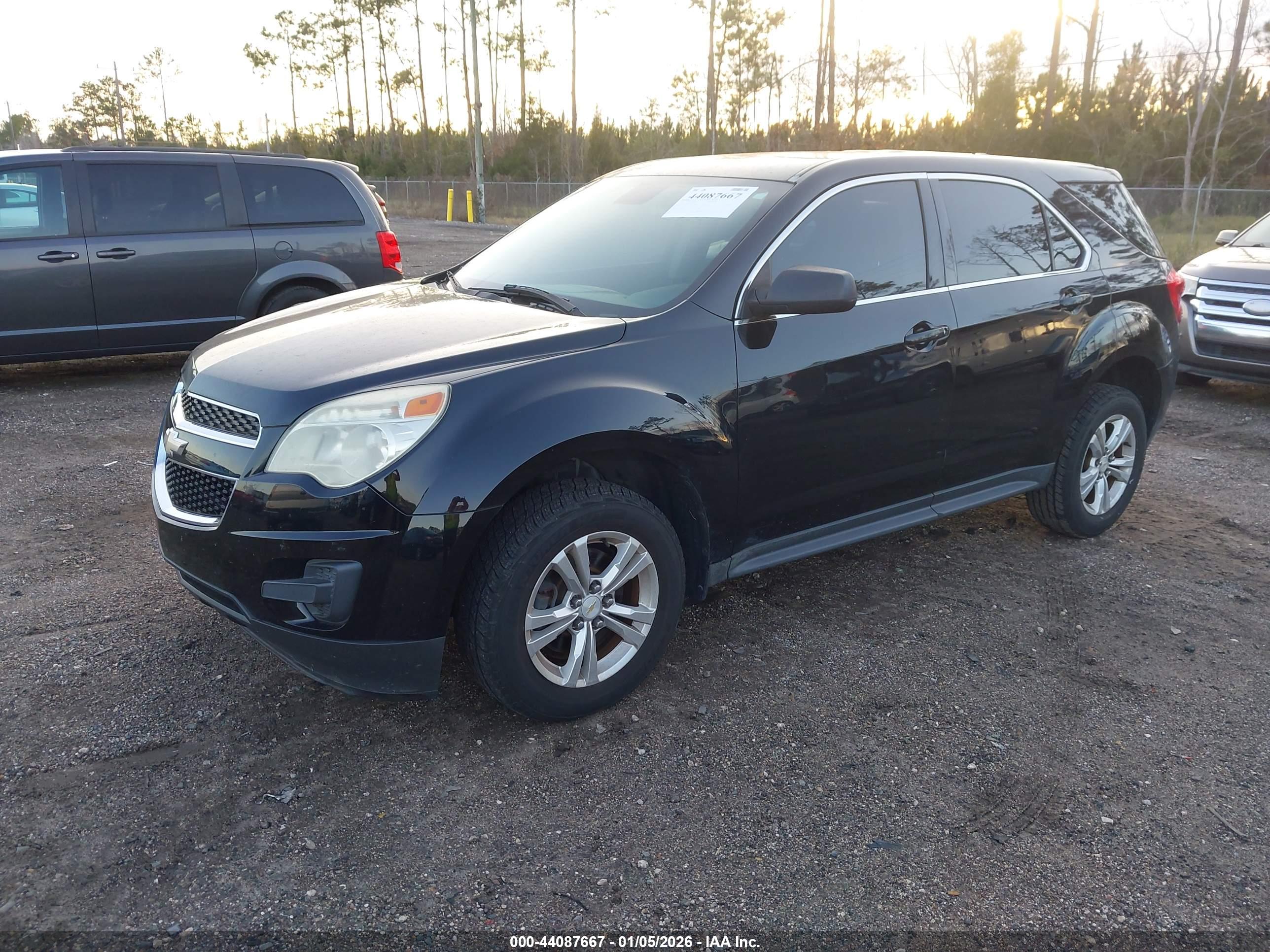 CHEVROLET EQUINOX image 2