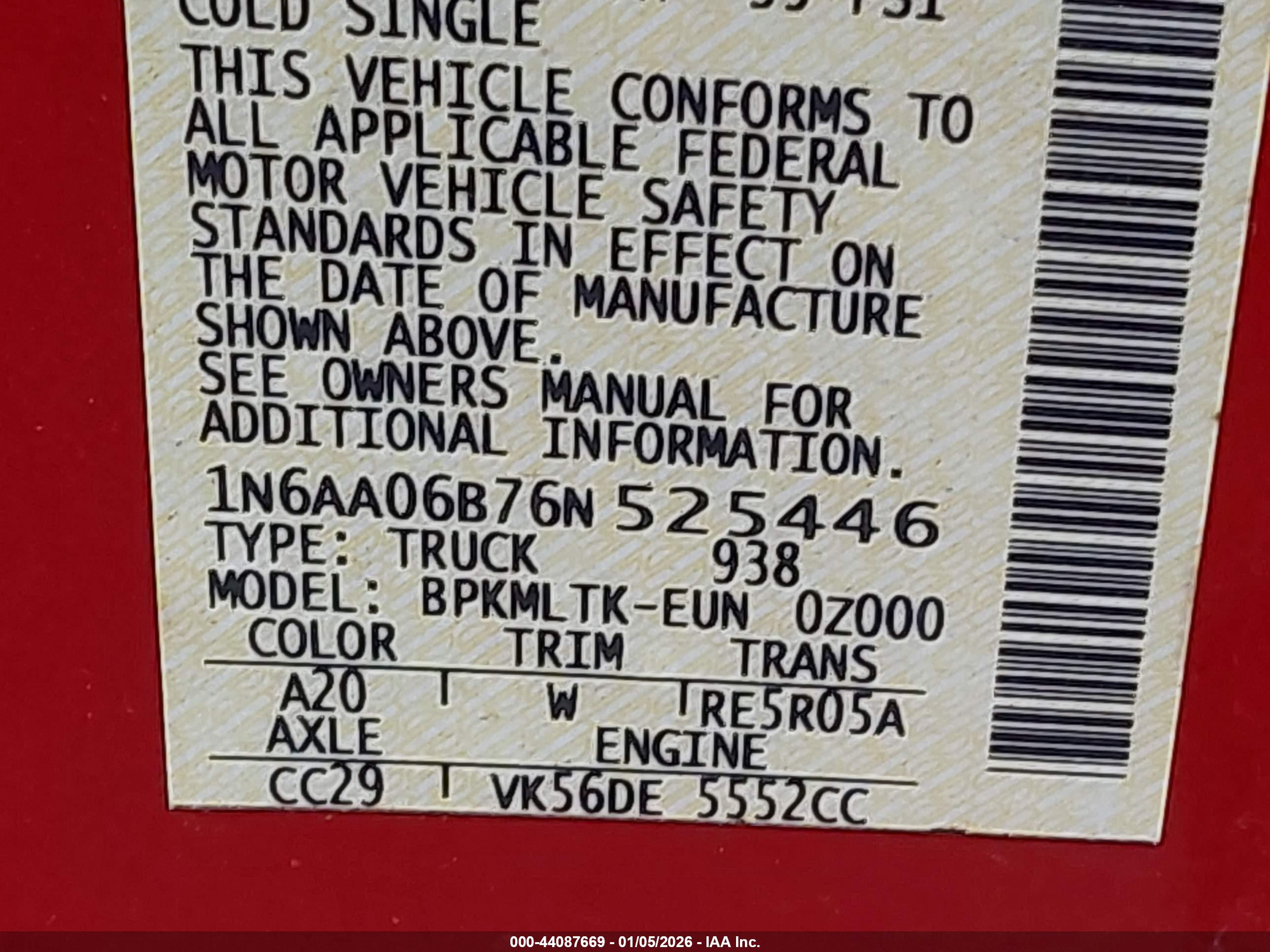 NISSAN TITAN image 9