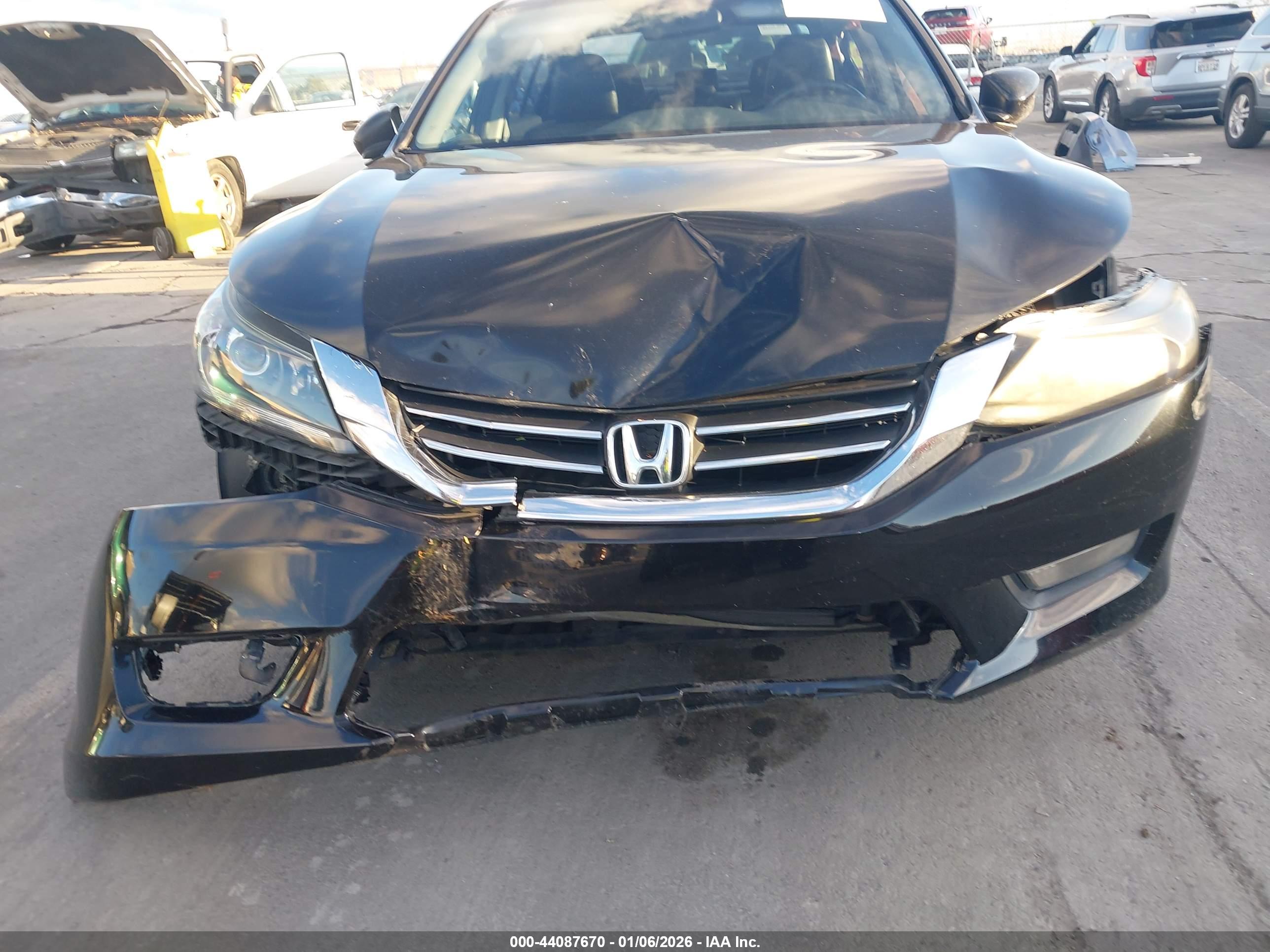 HONDA ACCORD image 6