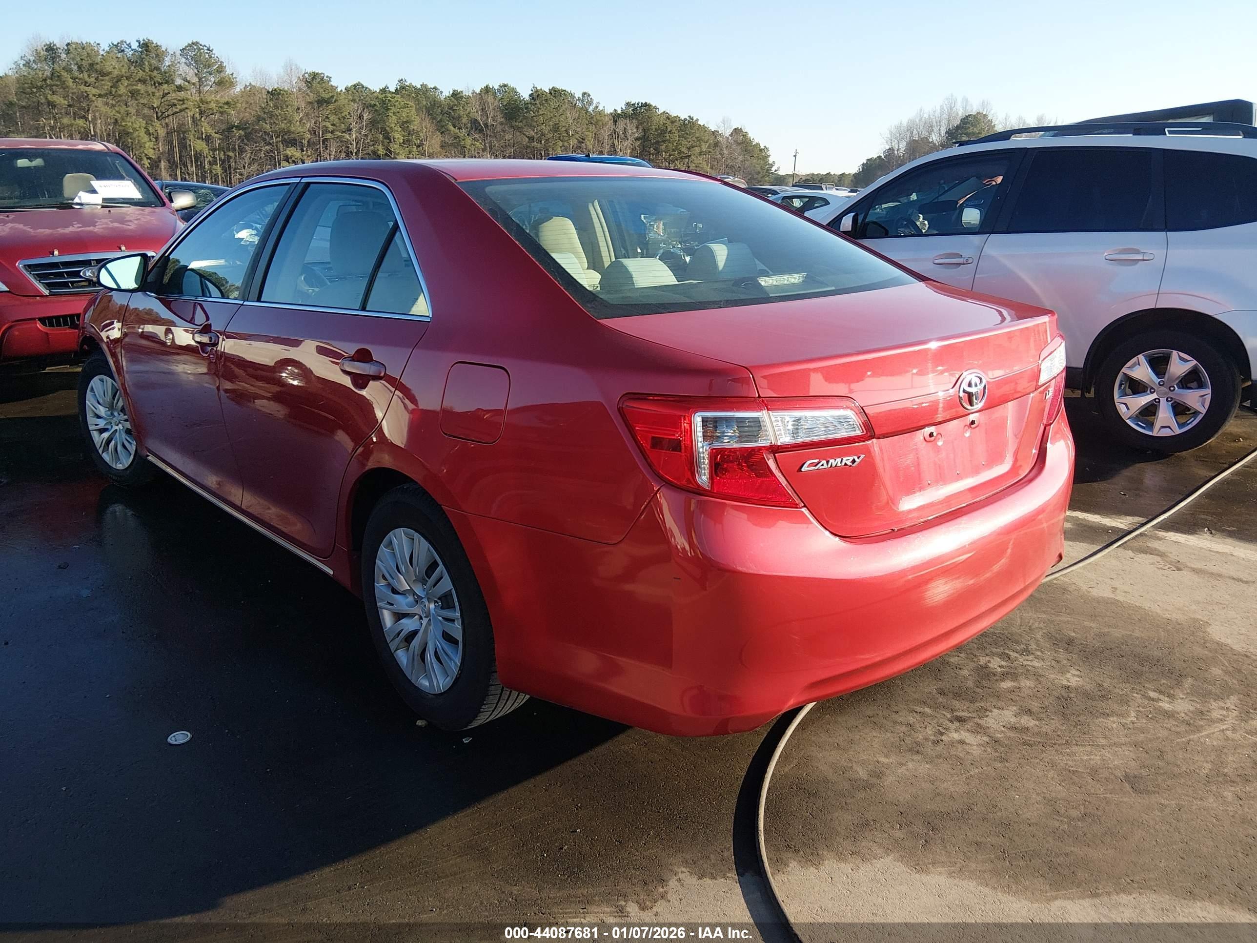 TOYOTA CAMRY image 3