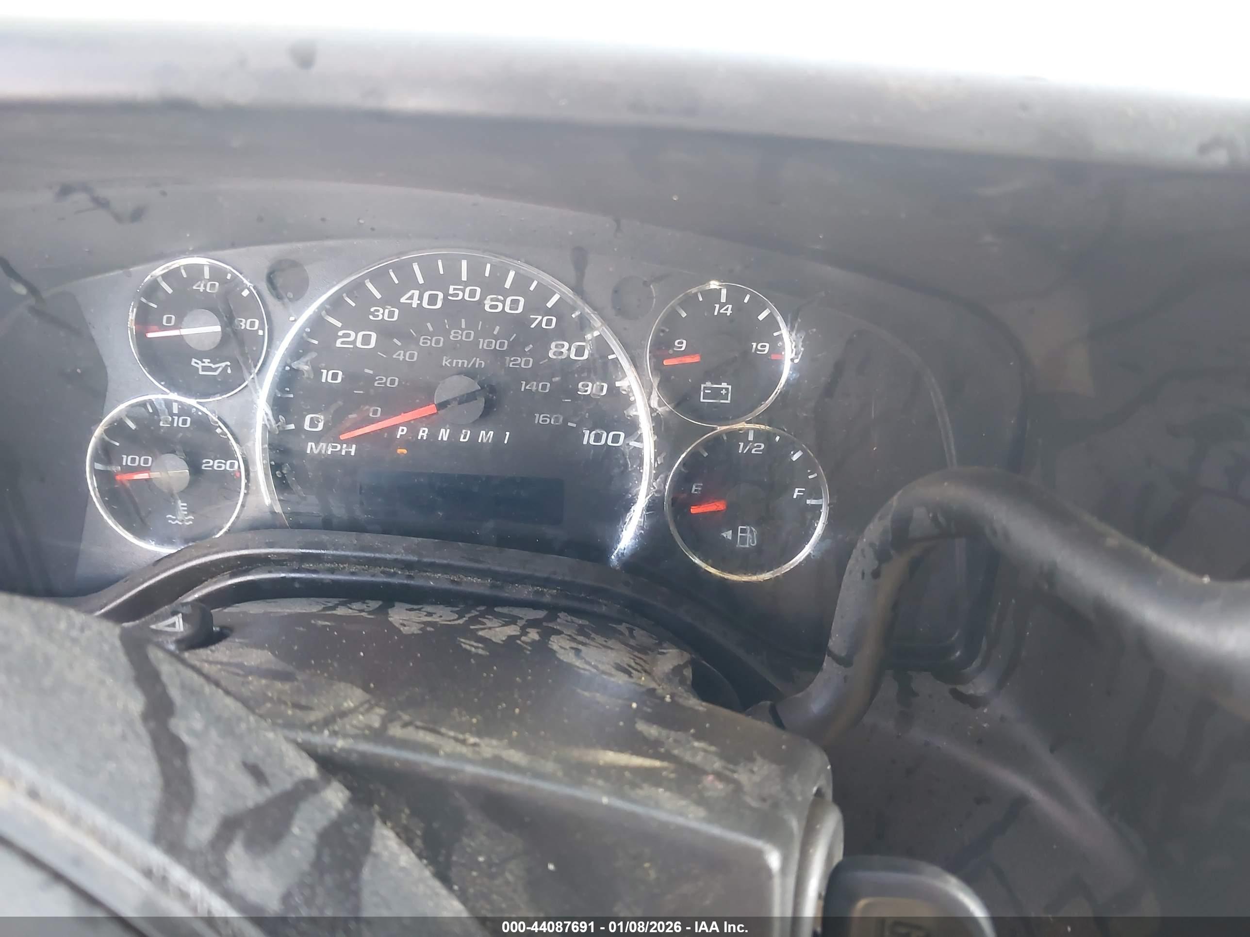 CHEVROLET EXPRESS image 7