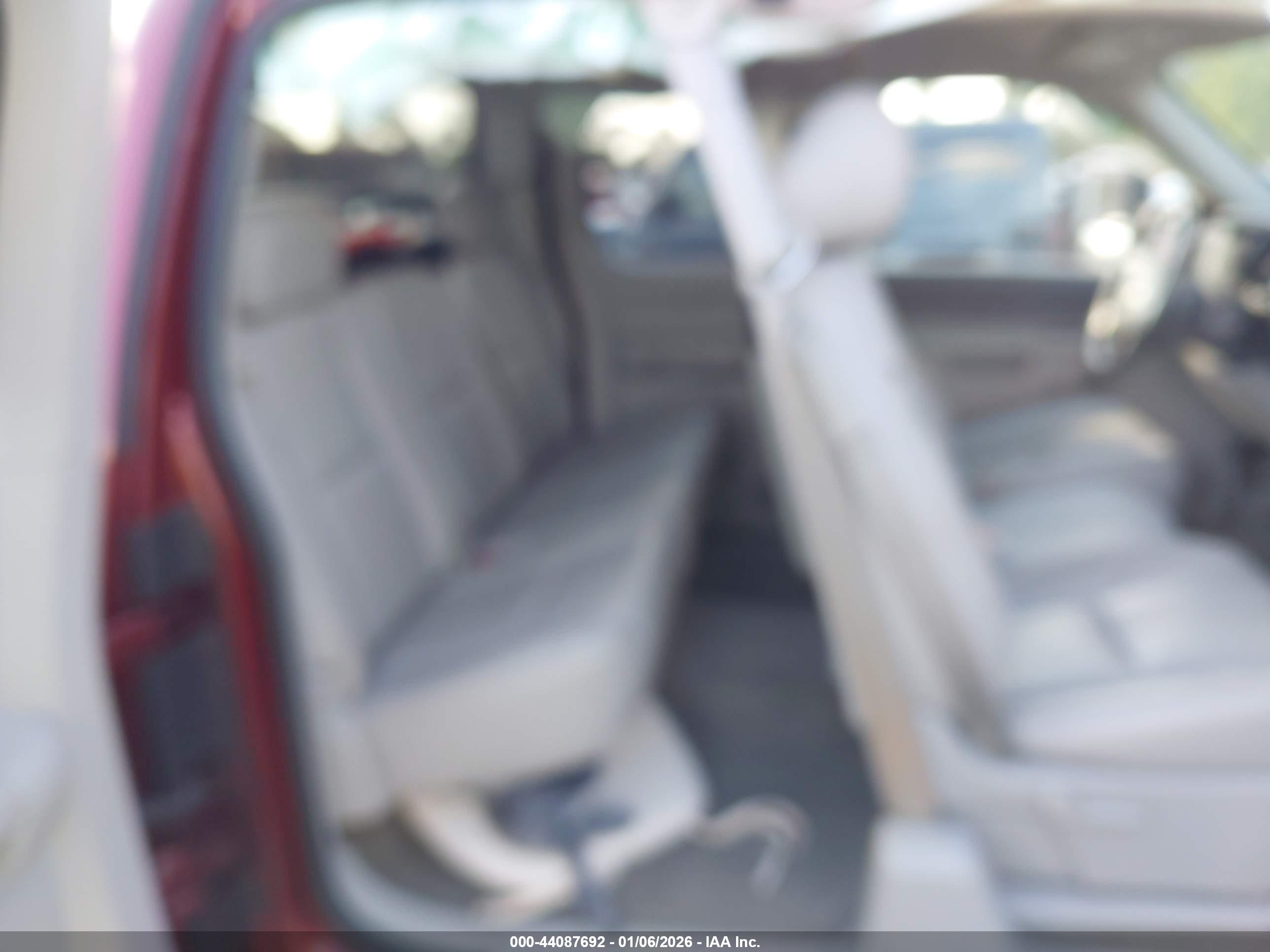 CHEVROLET SILVERADO image 8