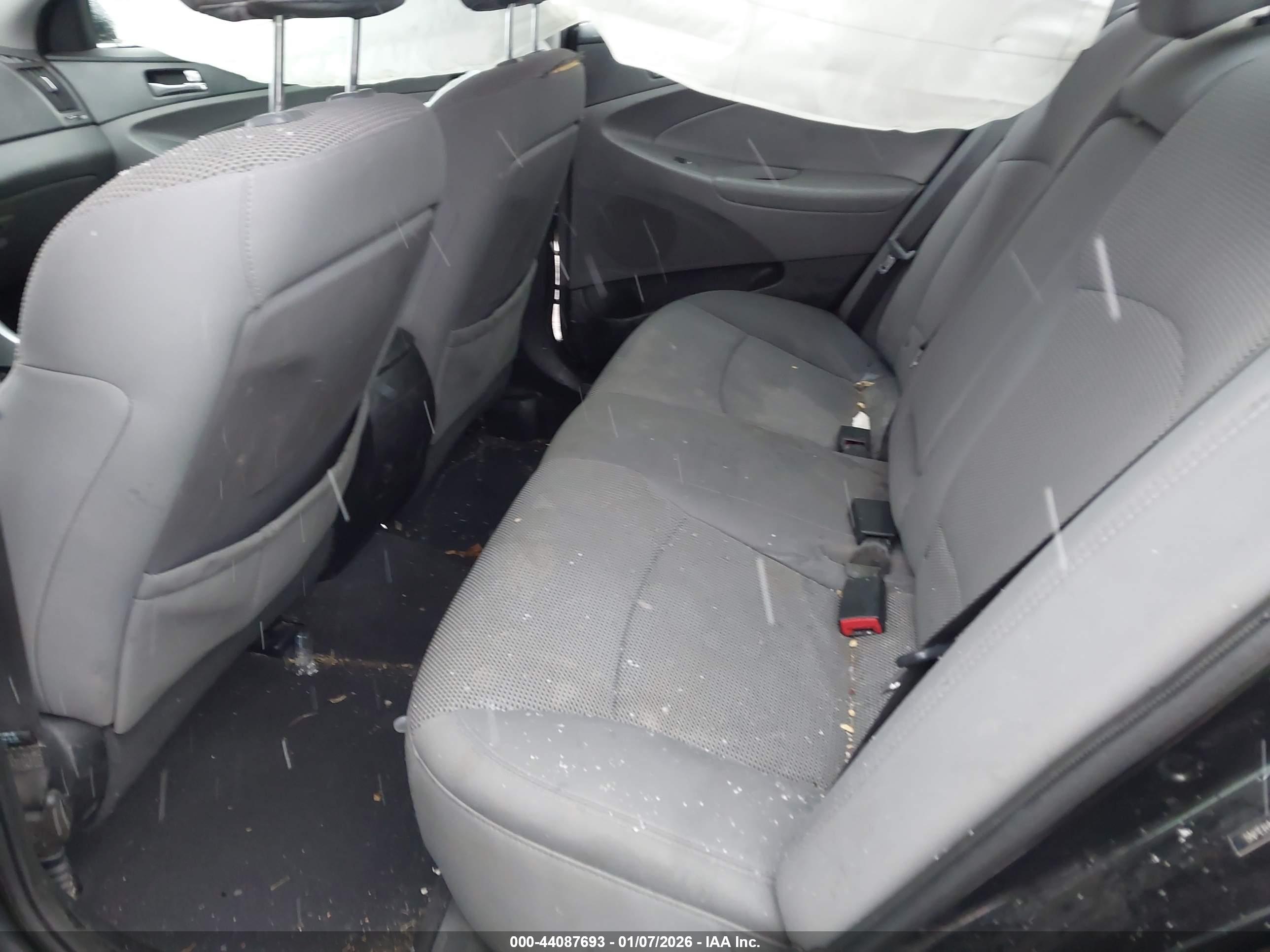 HYUNDAI SONATA image 8