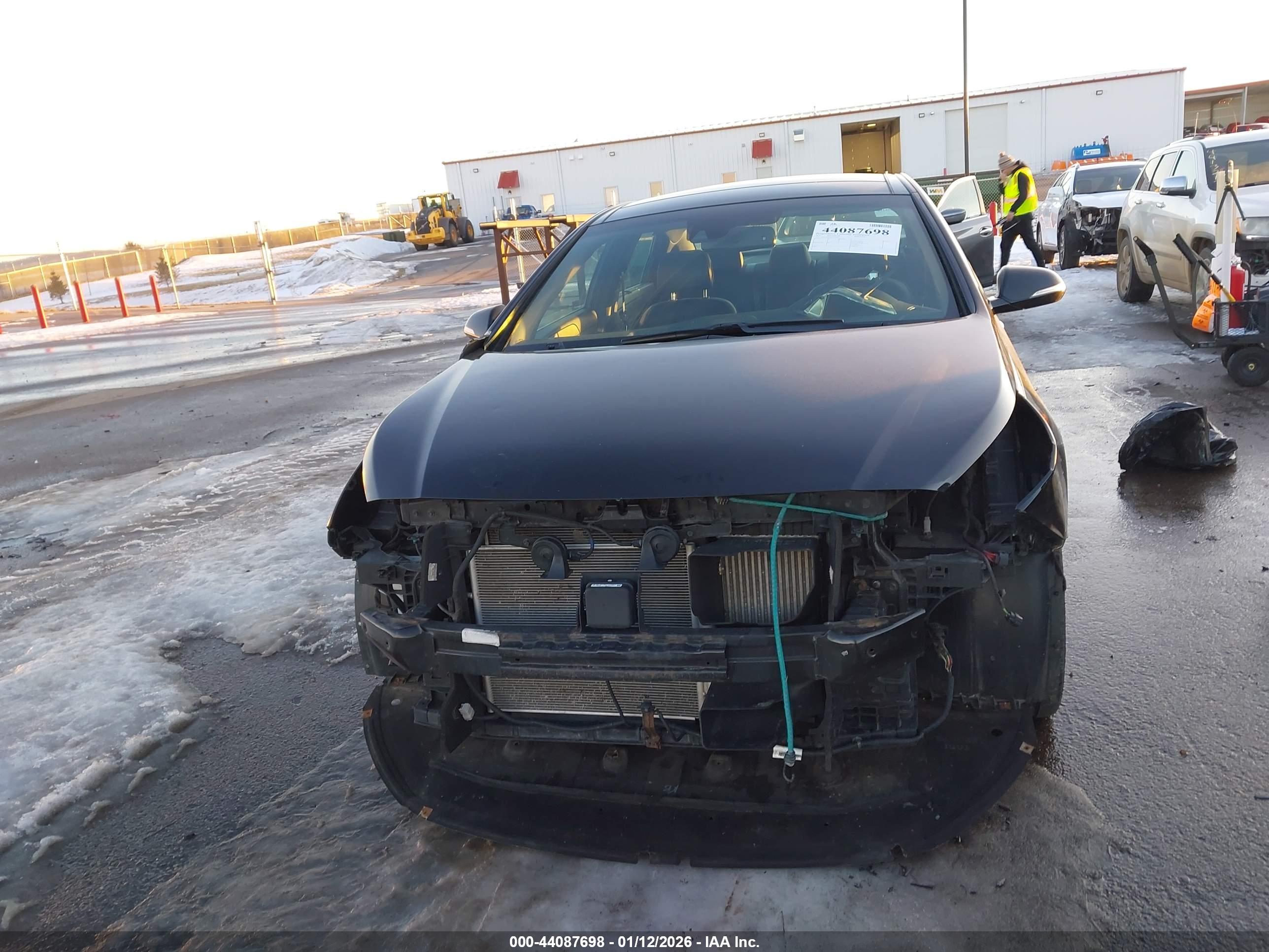 HYUNDAI SONATA image 6
