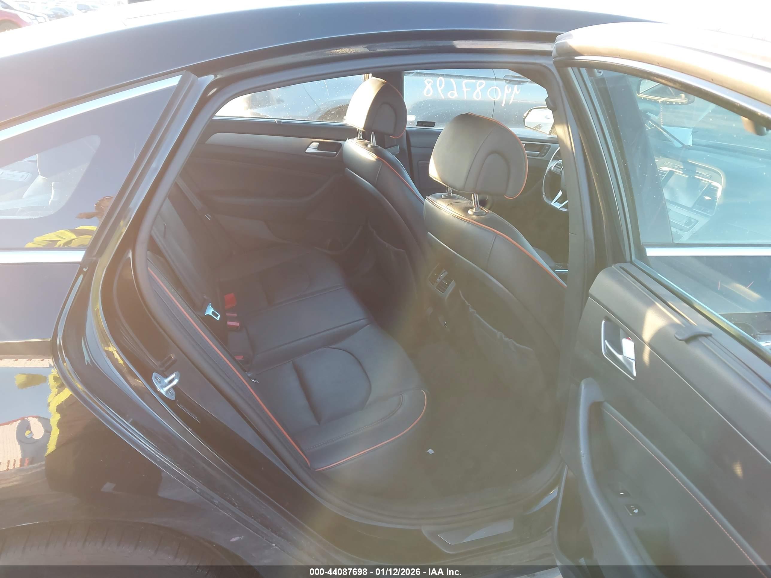 HYUNDAI SONATA image 8