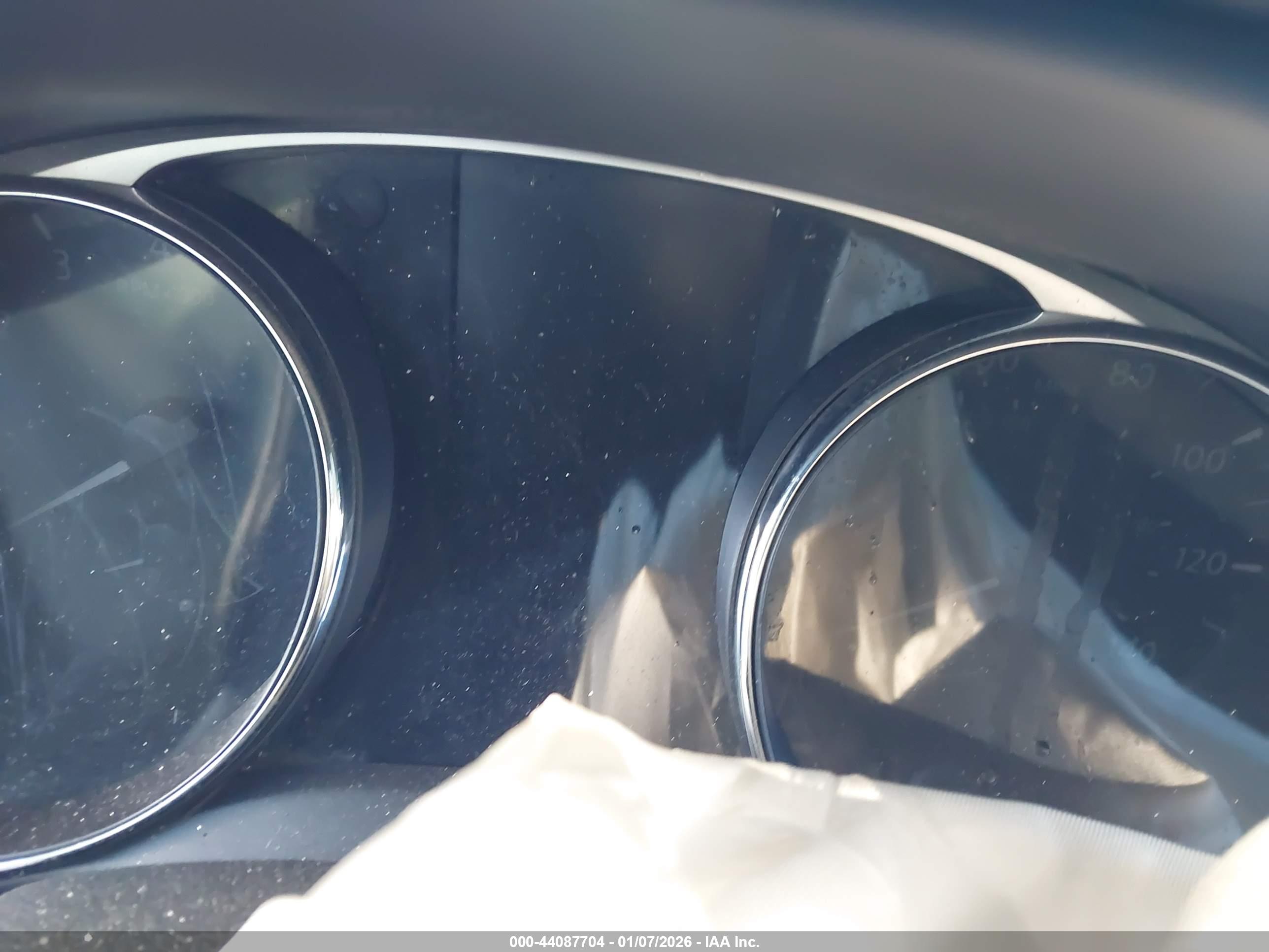 NISSAN ROGUE image 7