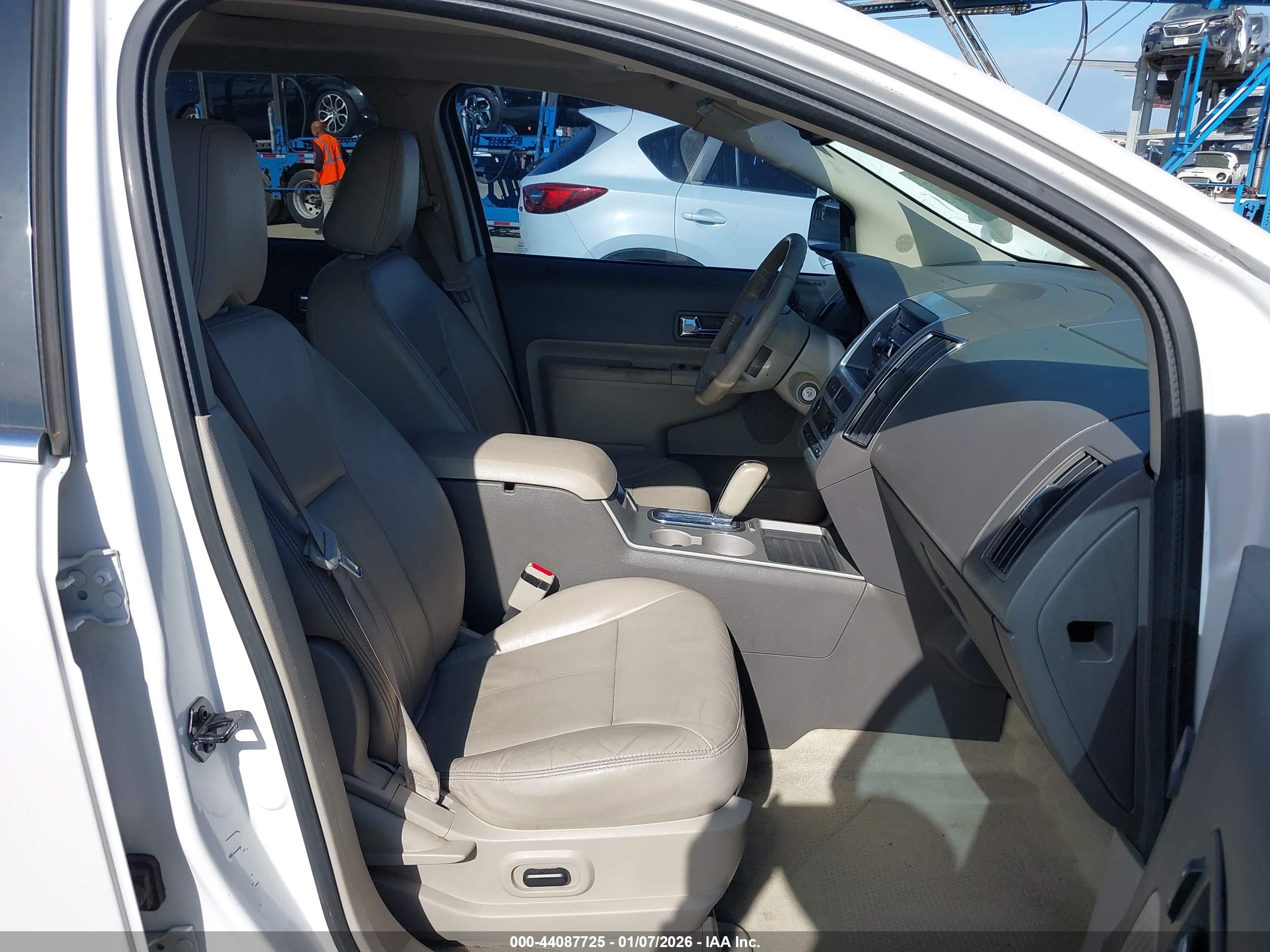 FORD EDGE image 5