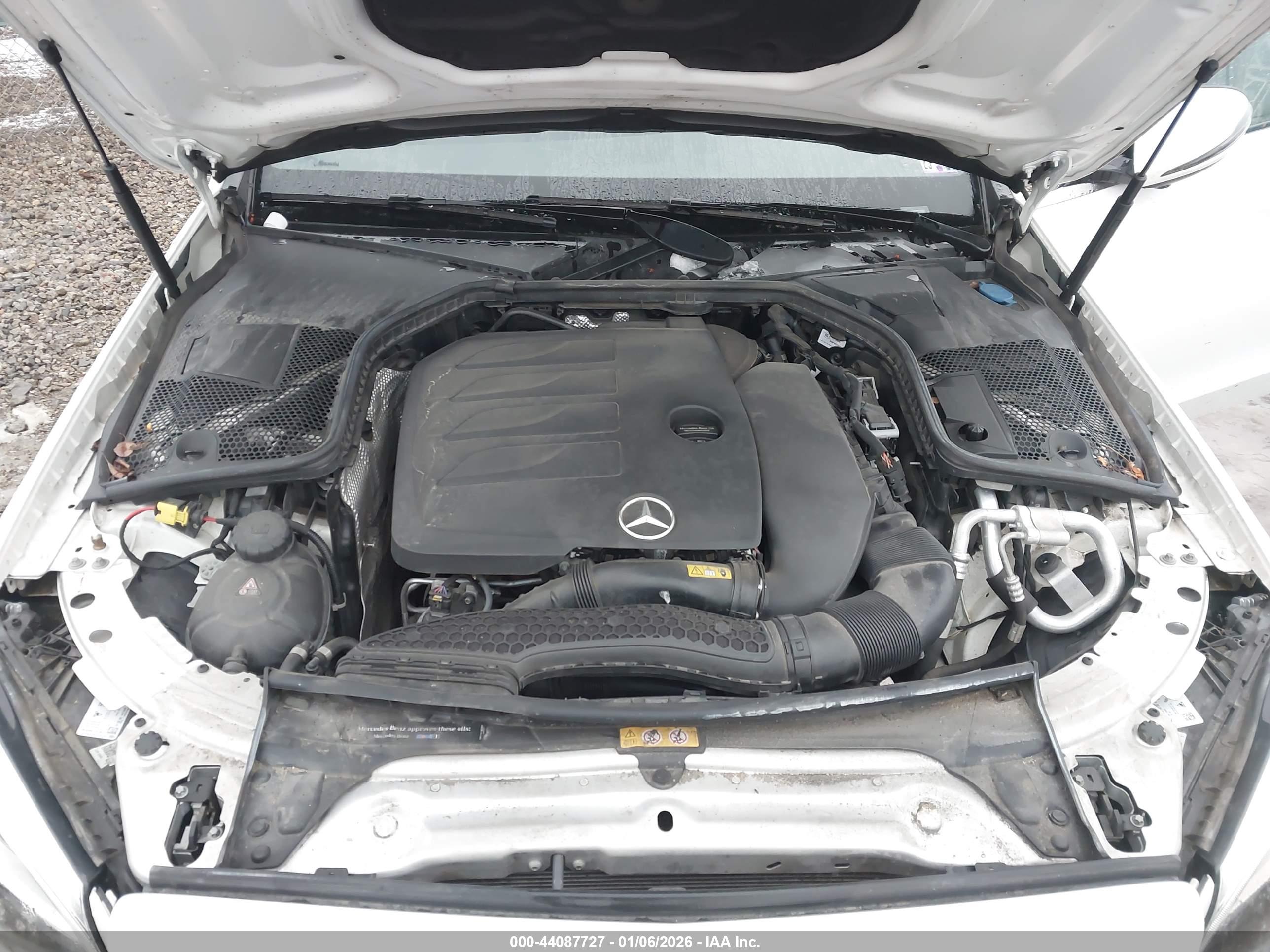 MERCEDES-BENZ C image 10