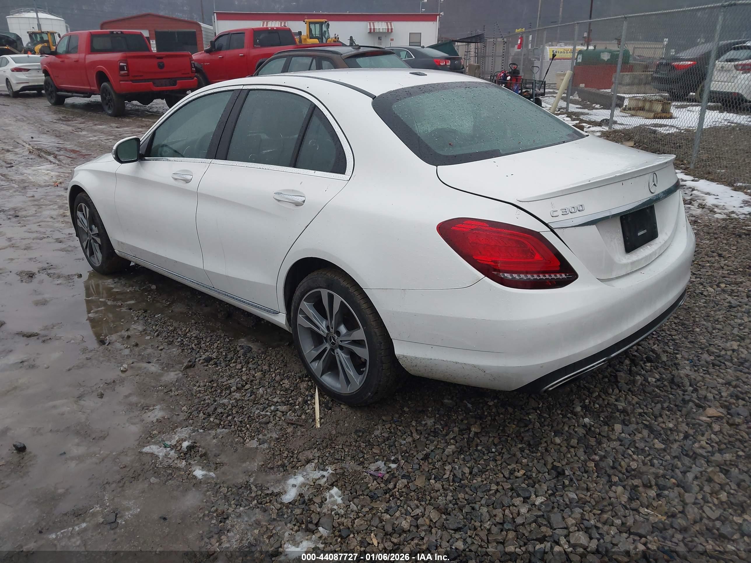 MERCEDES-BENZ C image 3
