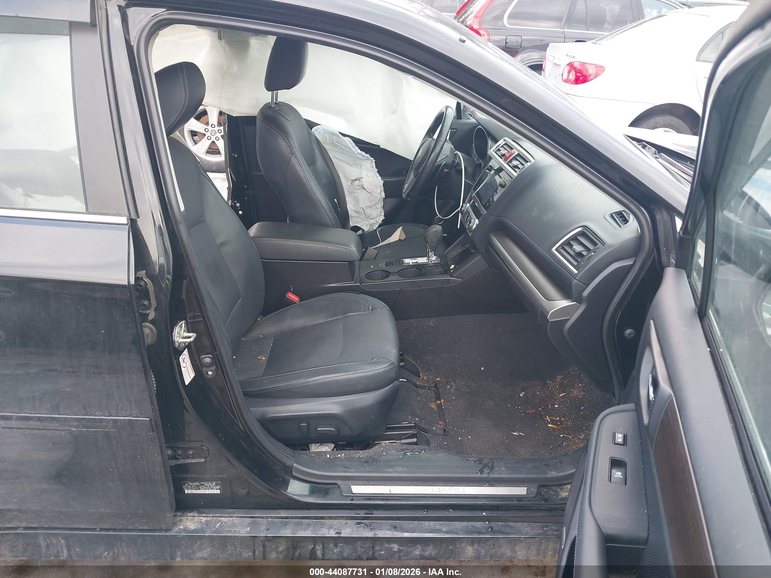 SUBARU LEGACY image 5
