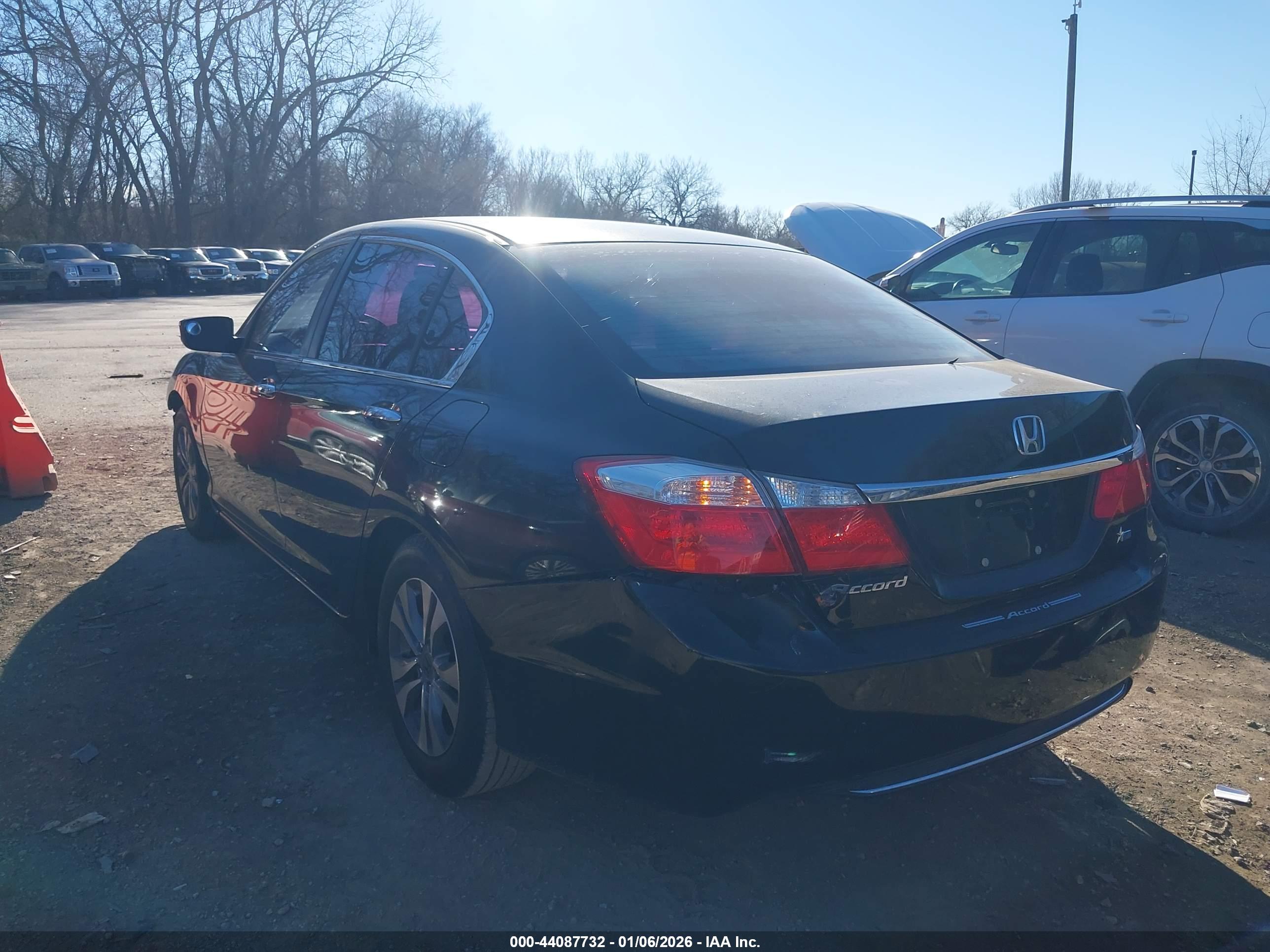HONDA ACCORD image 3