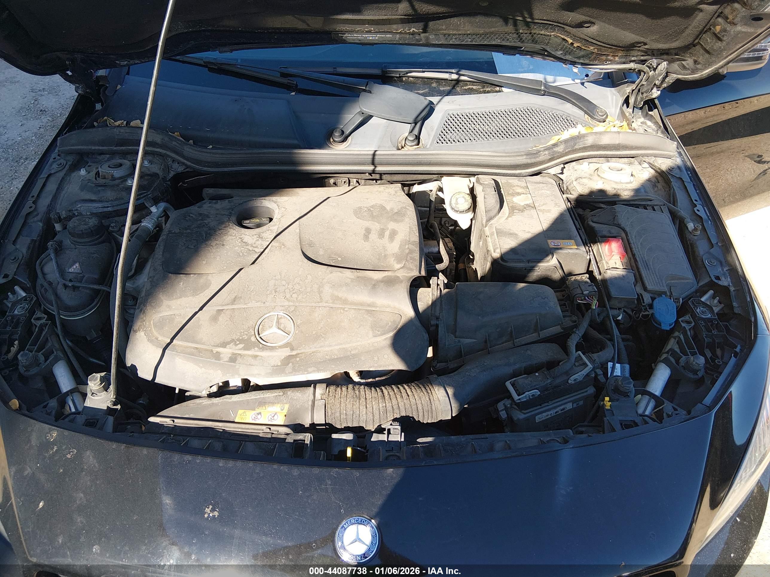 MERCEDES-BENZ CLA image 10