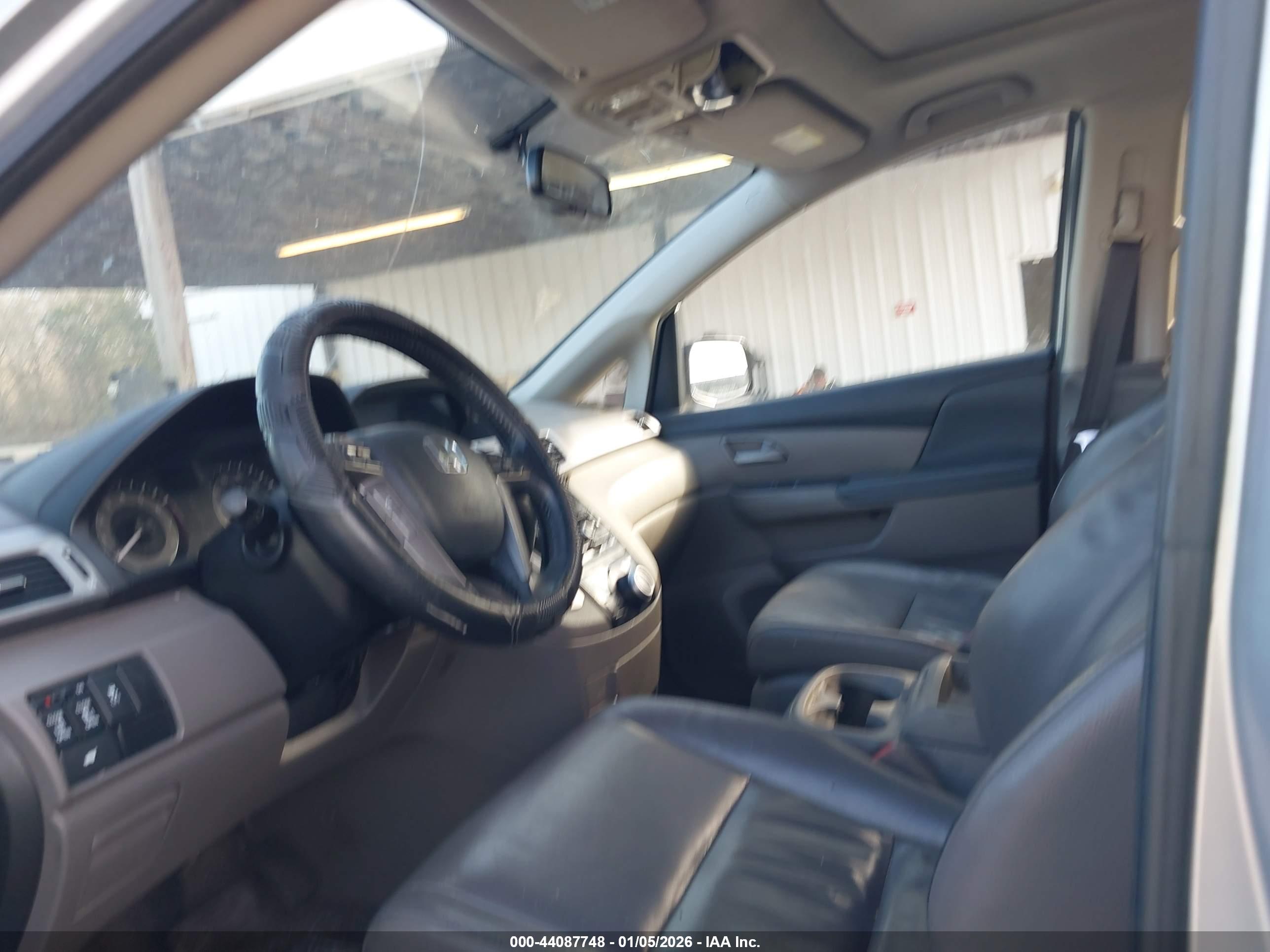 HONDA ODYSSEY image 5