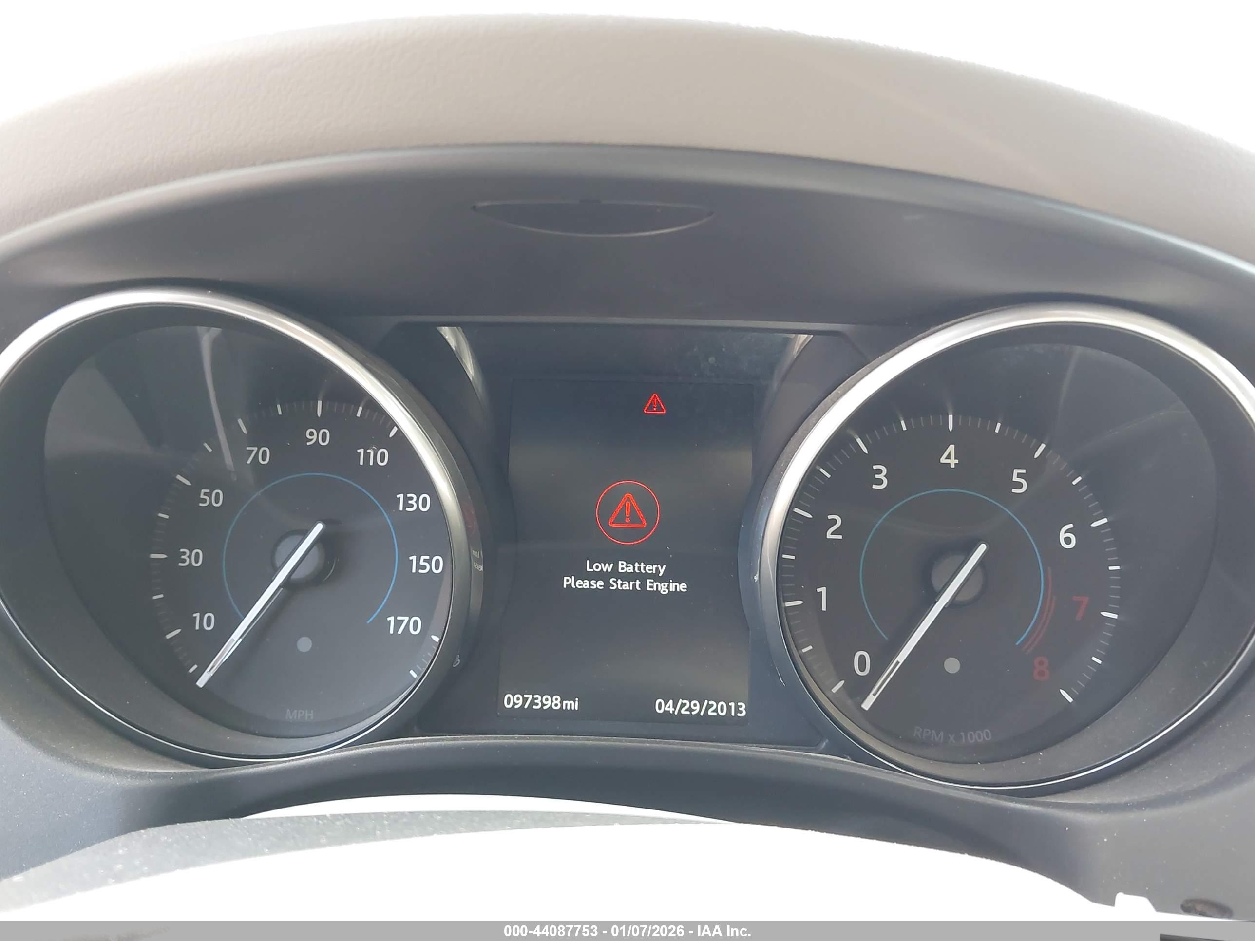 JAGUAR XE image 7