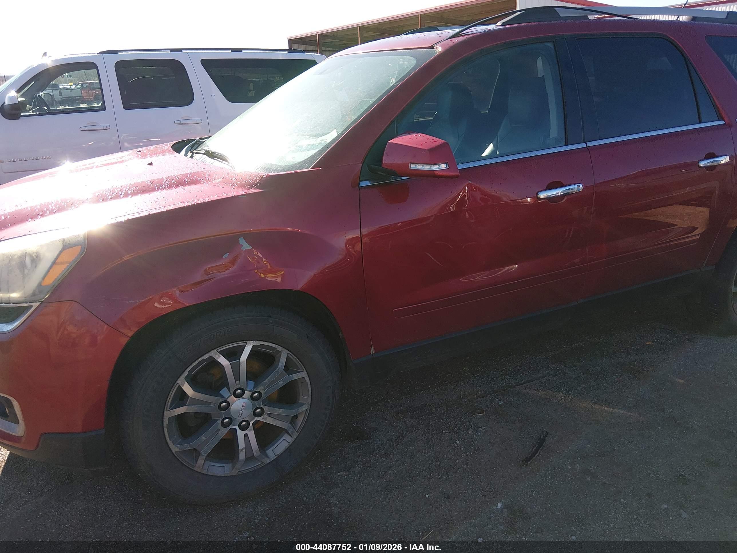 GMC ACADIA image 6
