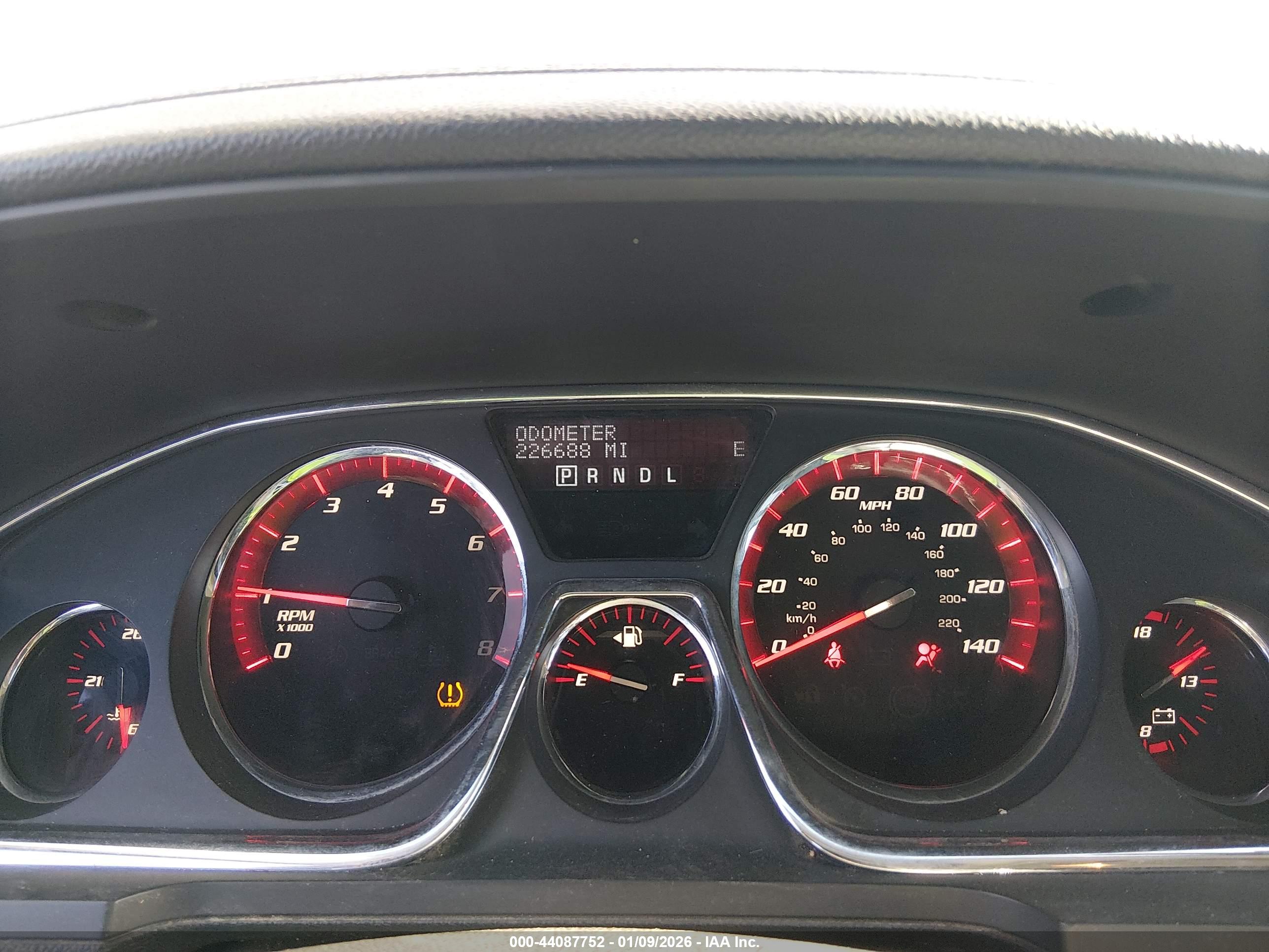 GMC ACADIA image 7