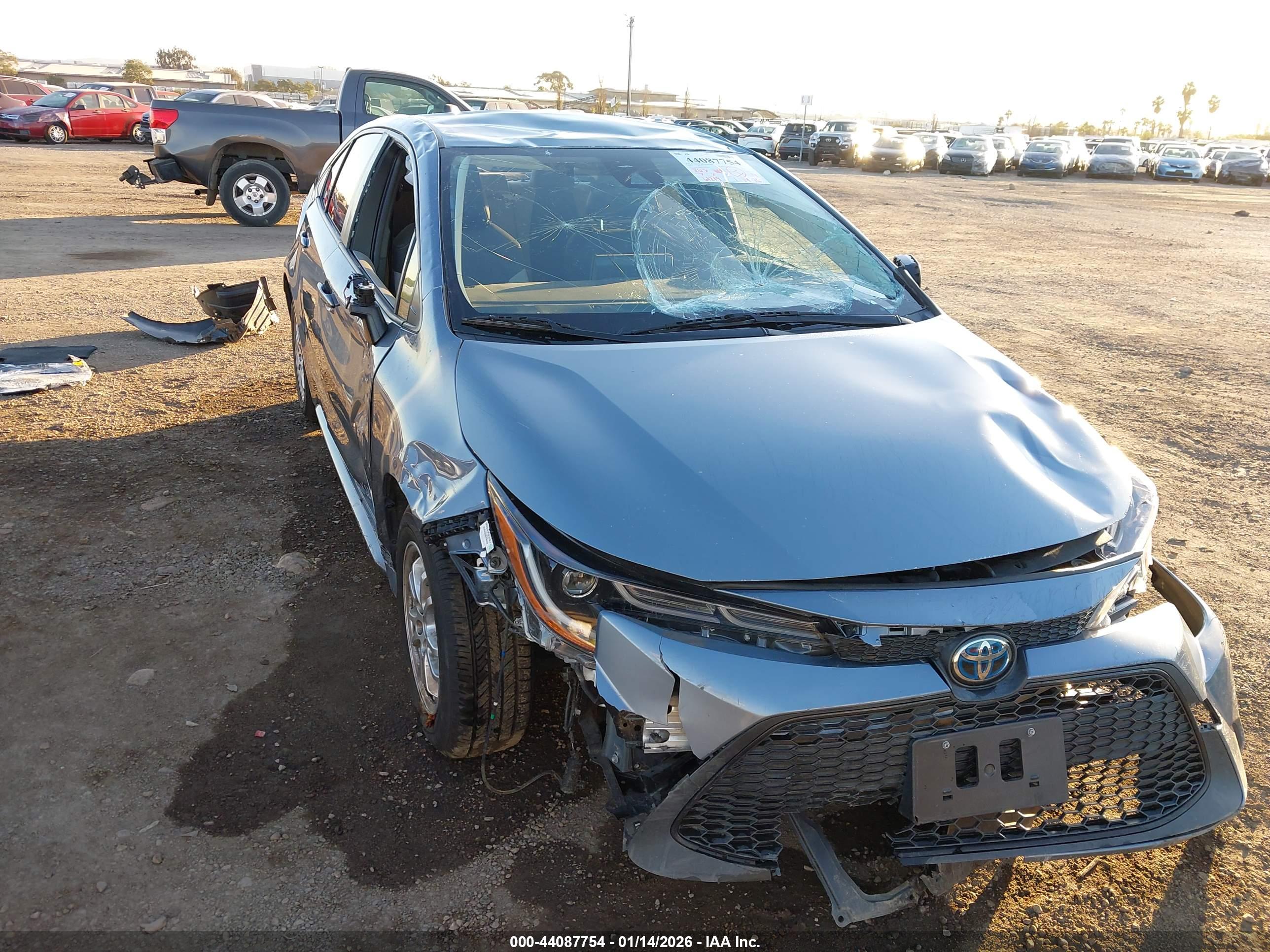TOYOTA COROLLA image 6