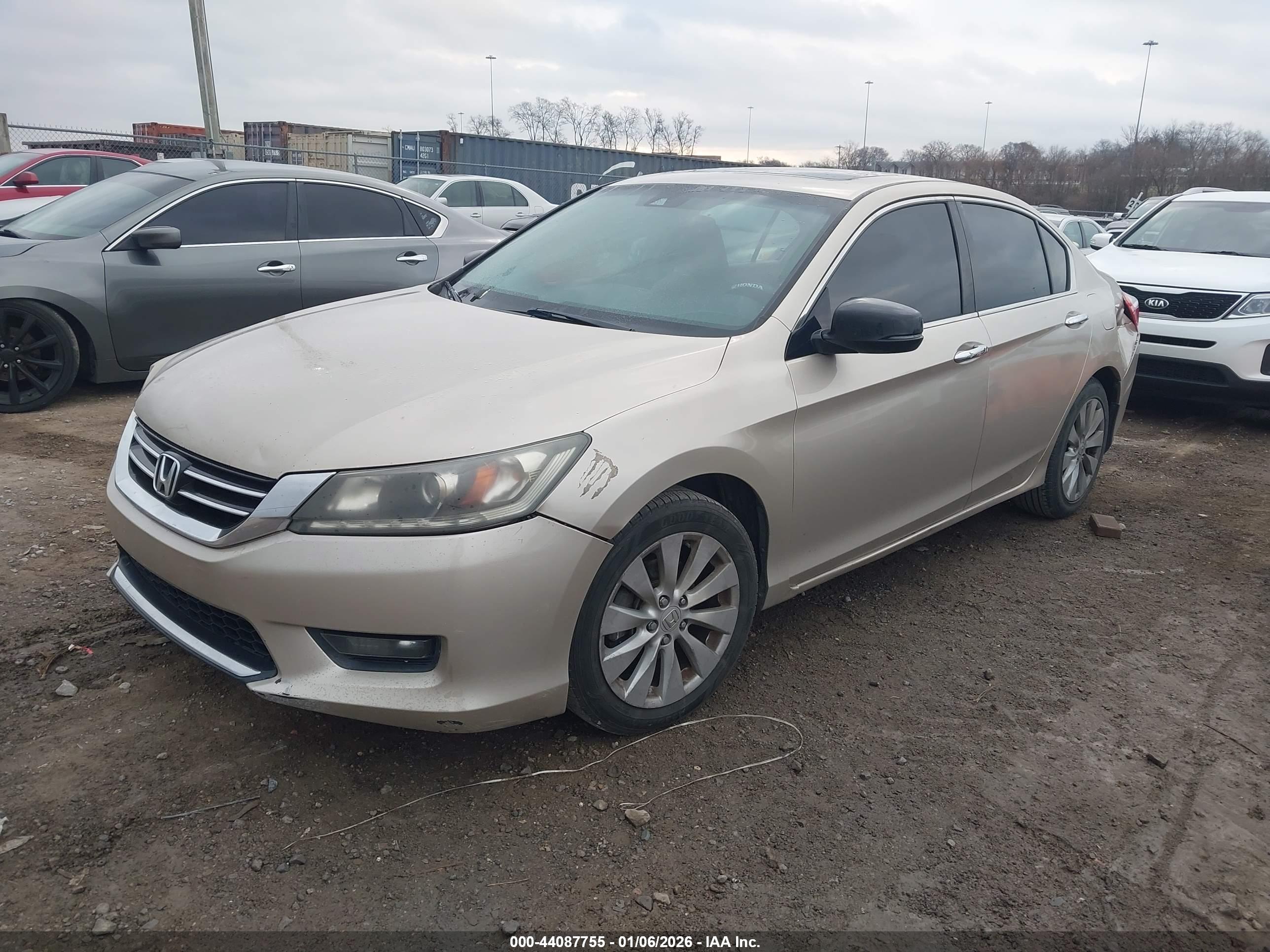 HONDA ACCORD image 2