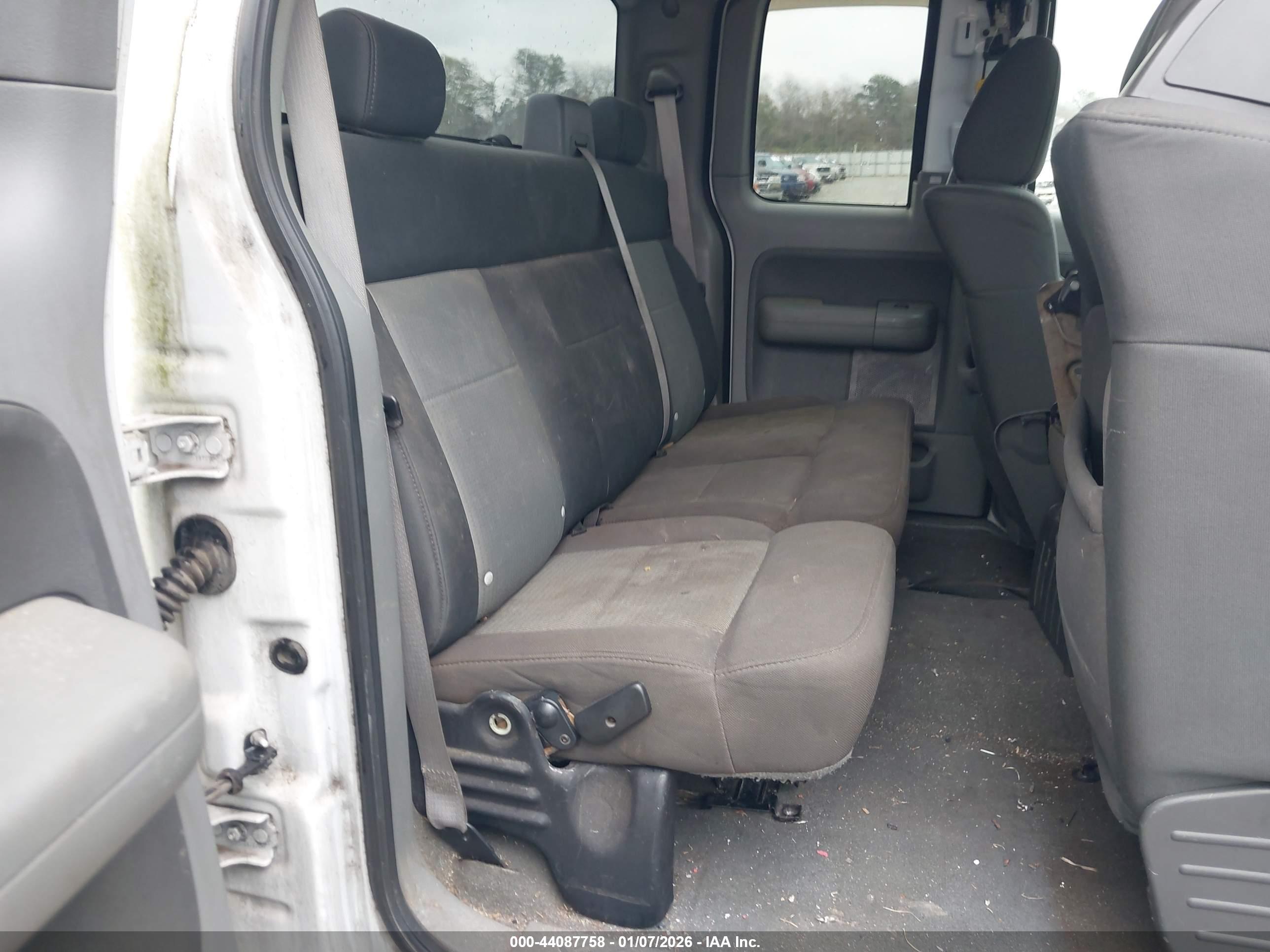 FORD F-150 image 8