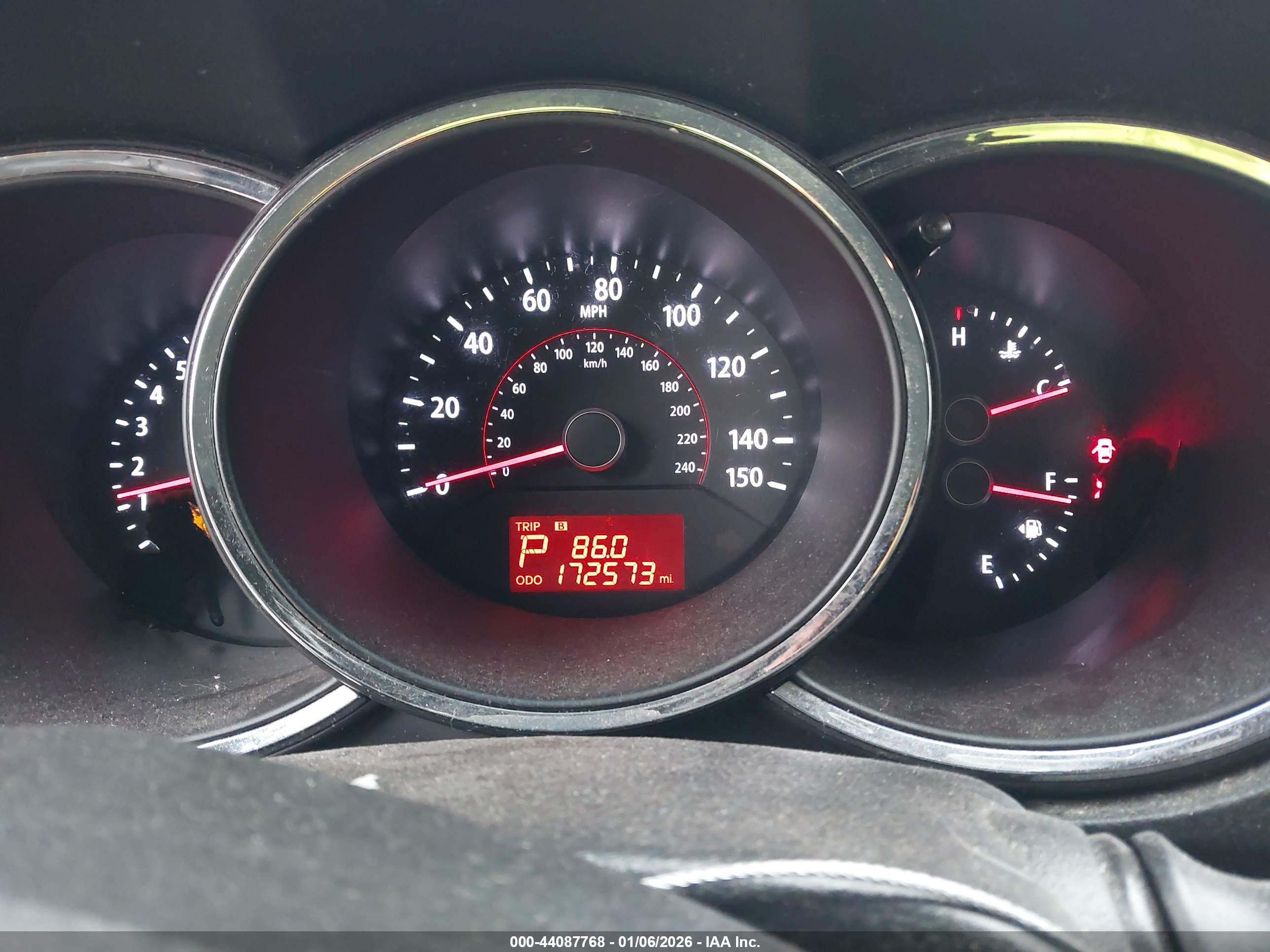 KIA SORENTO image 7