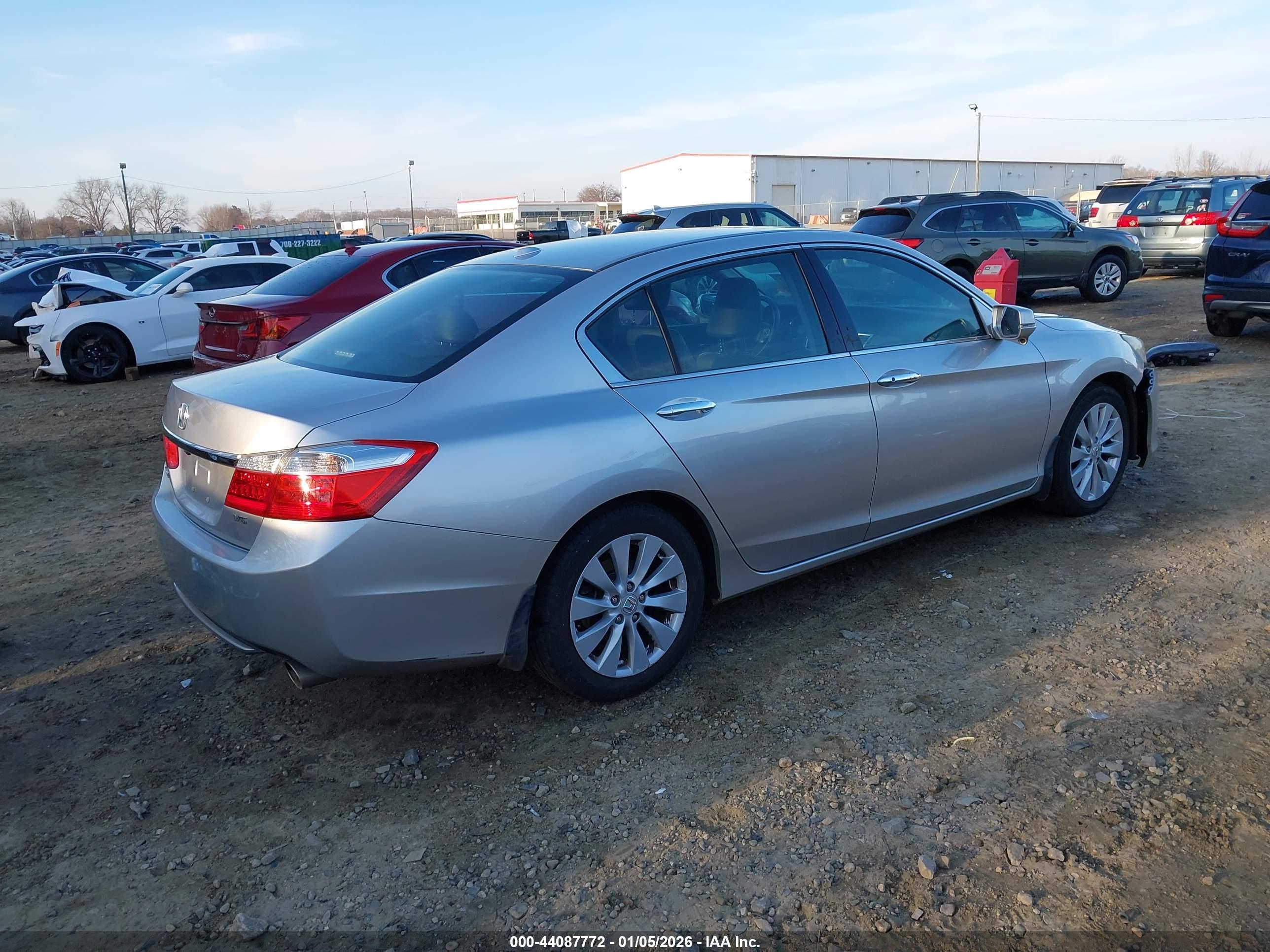 HONDA ACCORD image 4