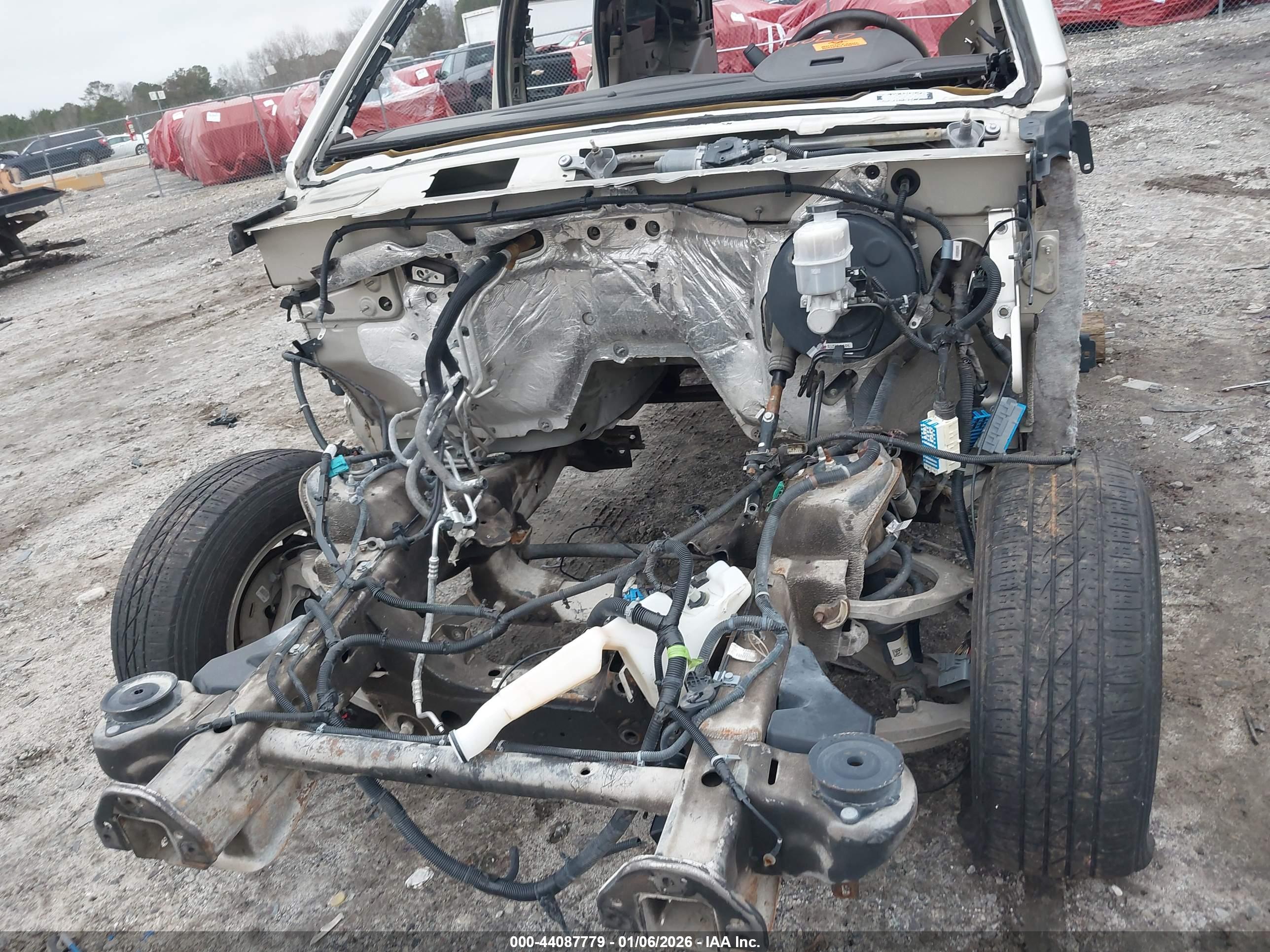 GMC YUKON image 10