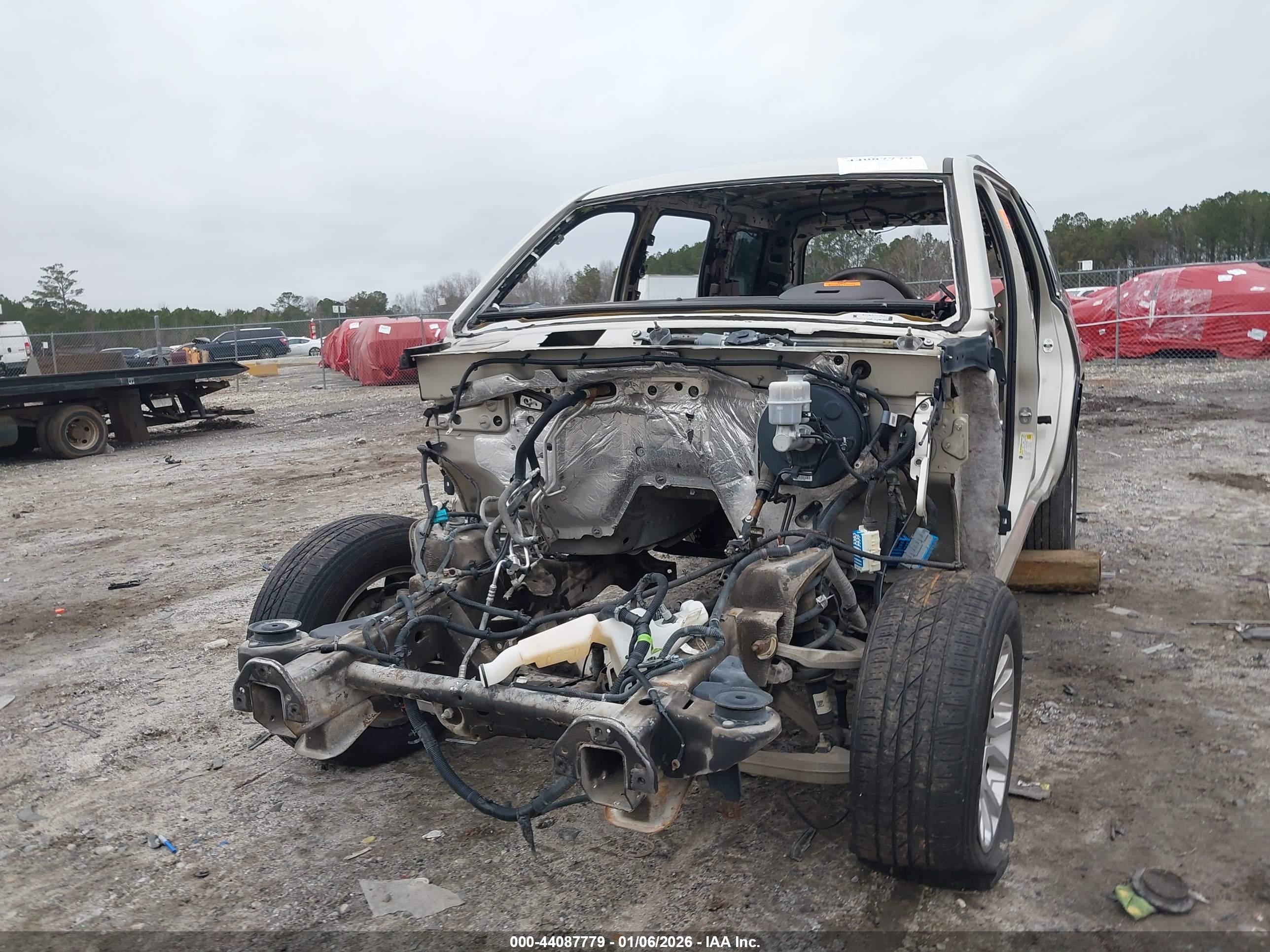 GMC YUKON image 6