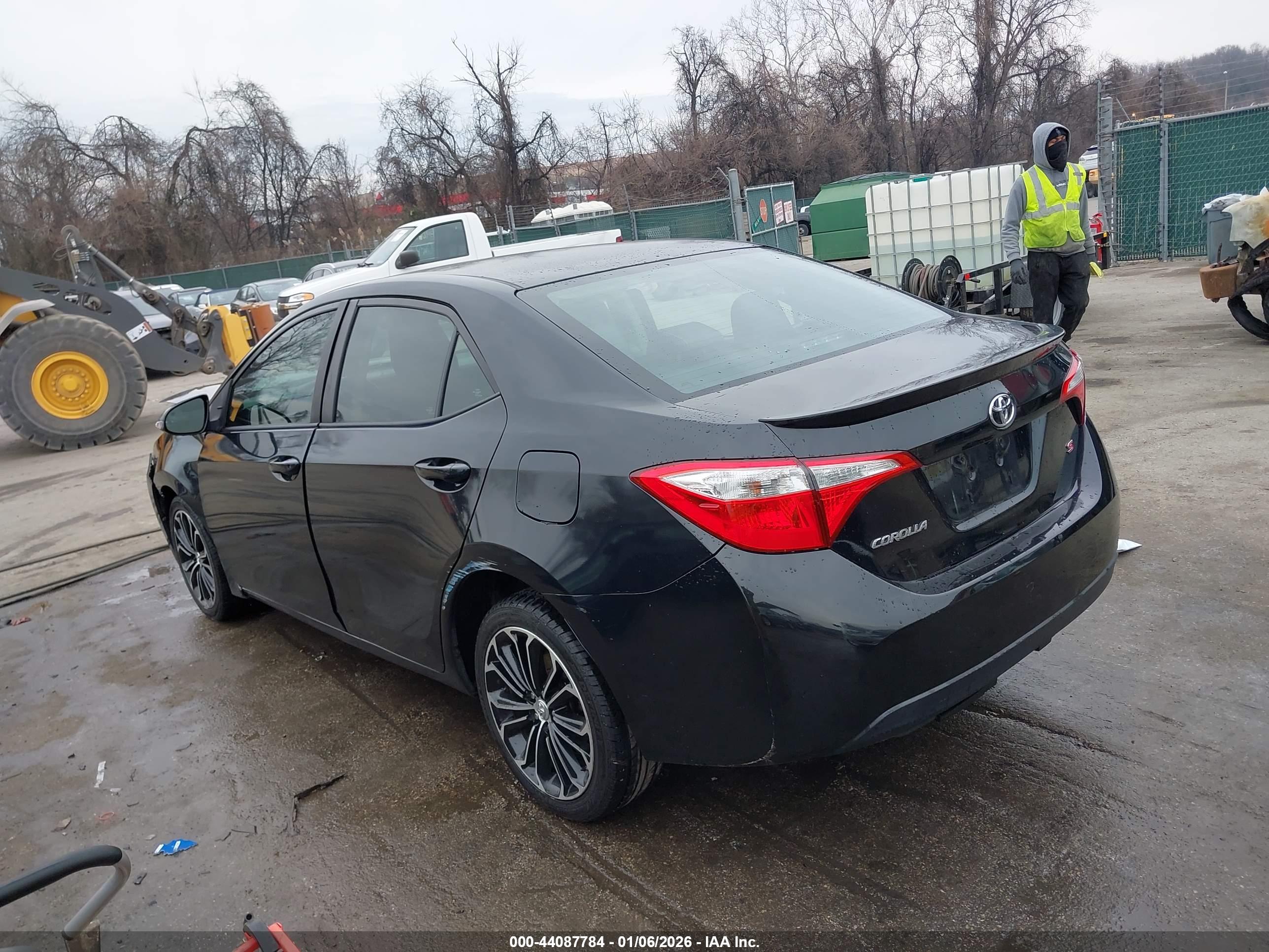 TOYOTA COROLLA image 3