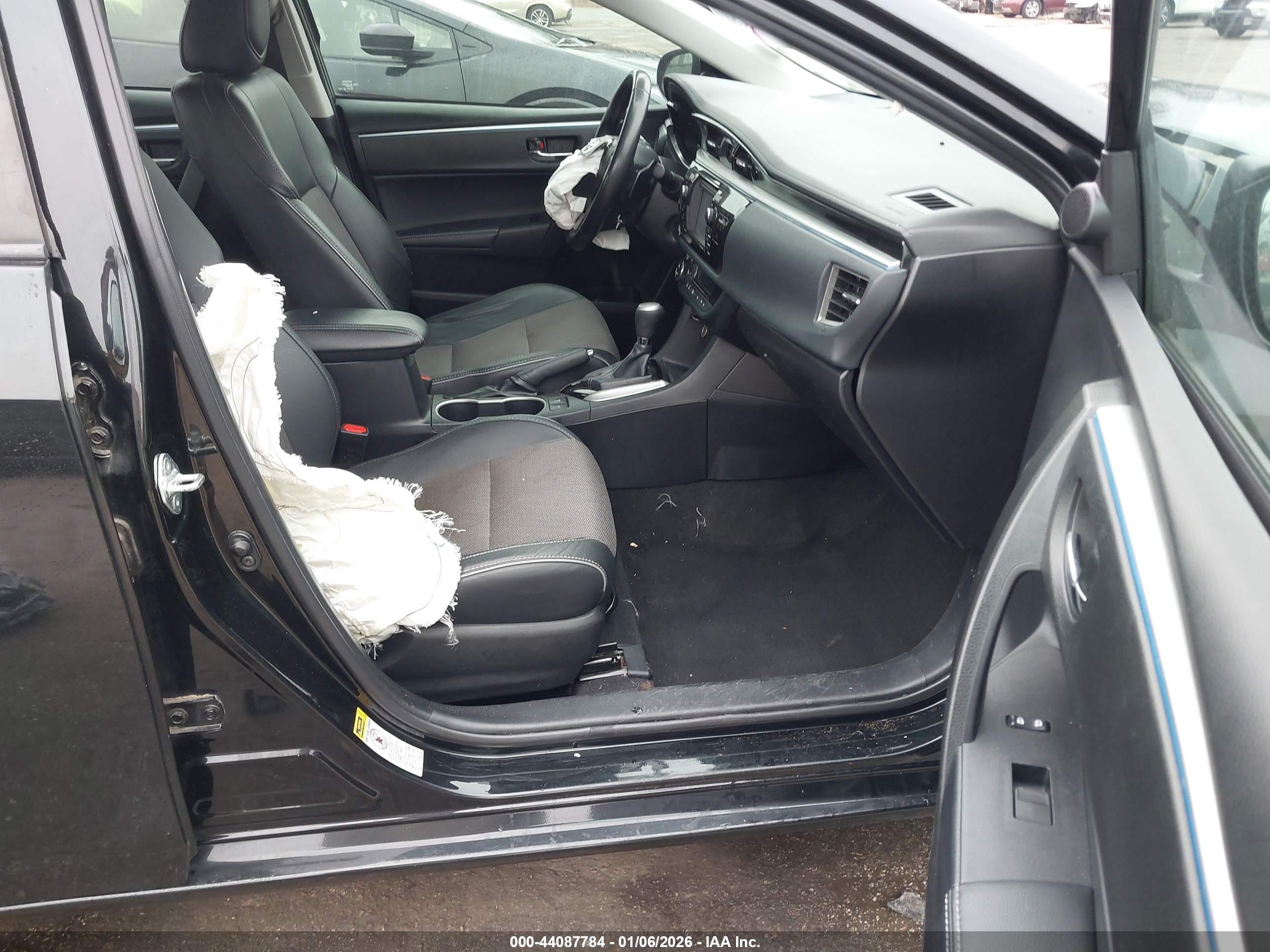 TOYOTA COROLLA image 5